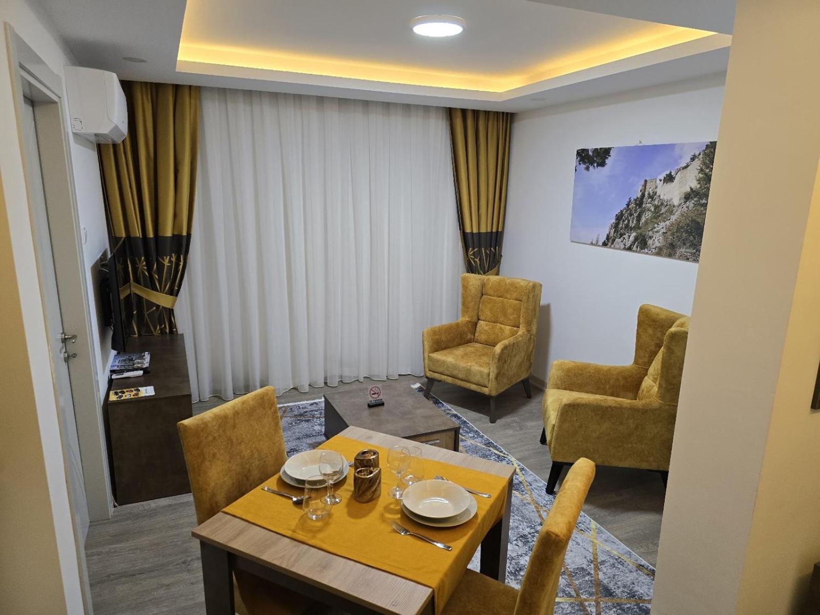 Nurel Shark Hotel