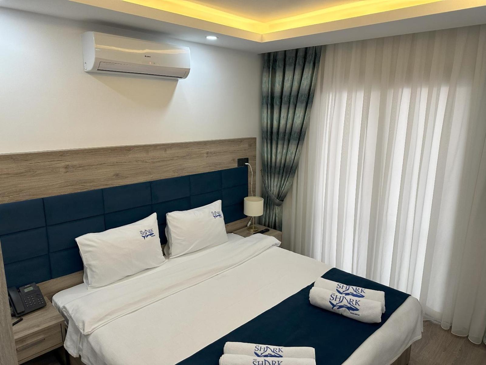 Nurel Shark Hotel