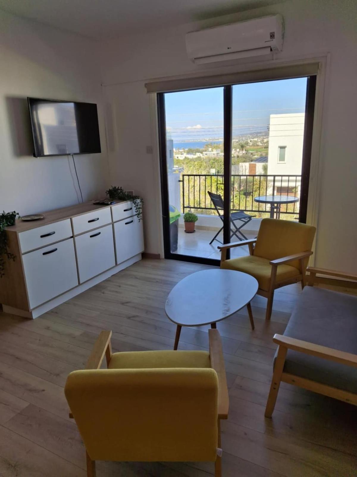 With Sea View! Appartement *