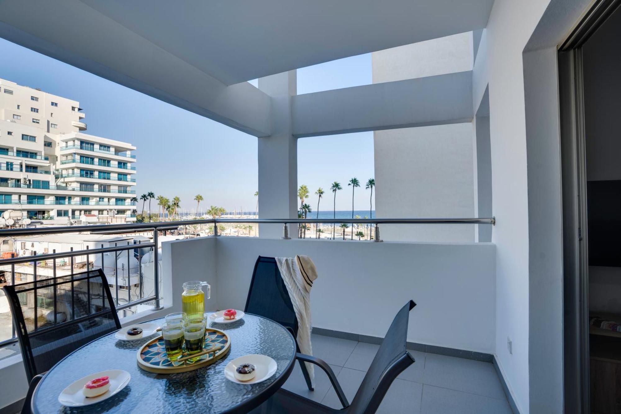 Apartment Airbnsea Centre Side Sea View *