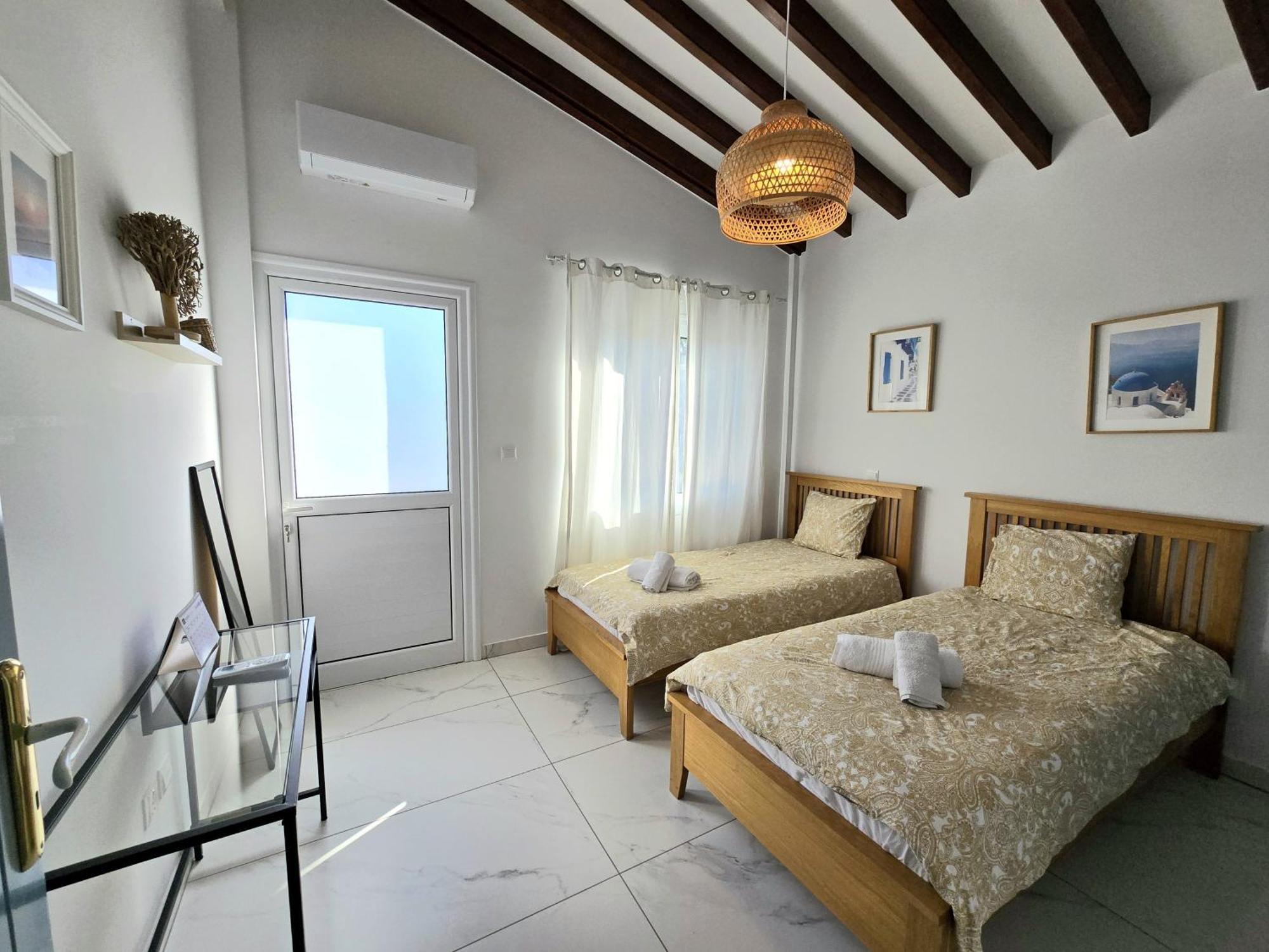 Newly Renovated 2 Bedroom With Pool & Seaview Apartment Paphos