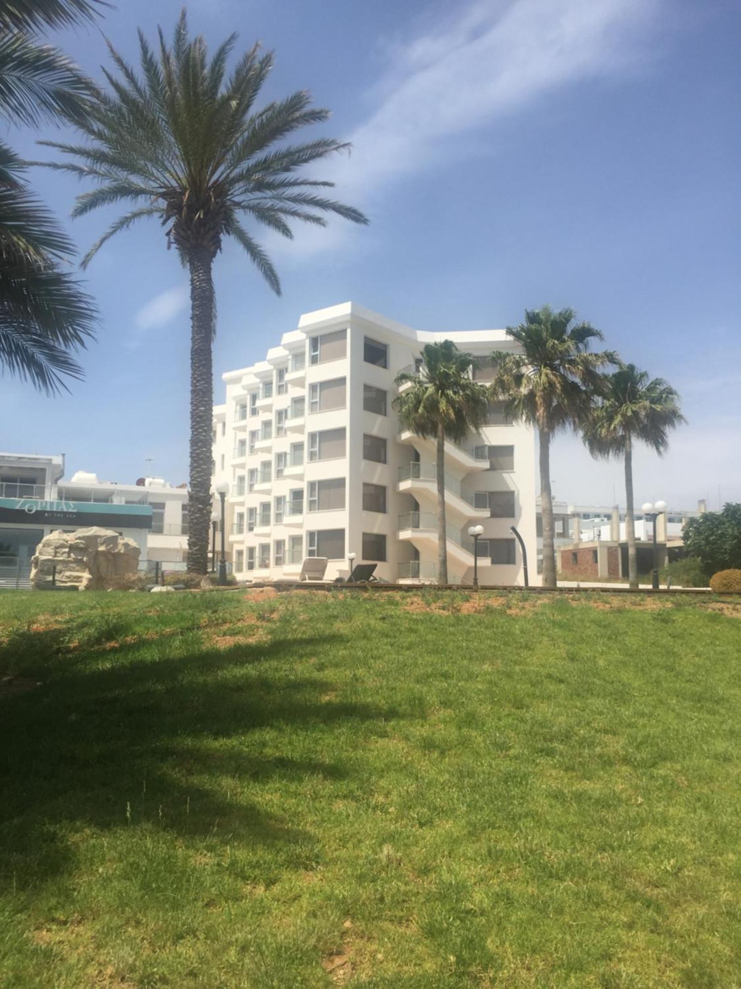 Apartment Pallinio Court 402 Fig Tree Bay- Beach, Iasonos Str 7a *