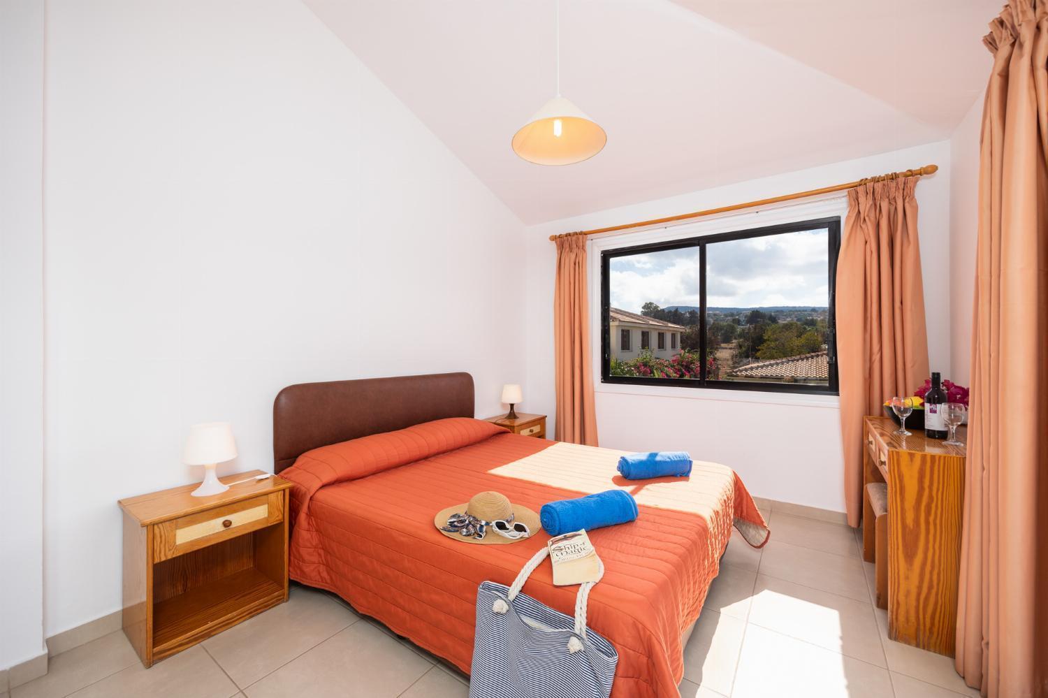 Aparthotel Tavros 3*