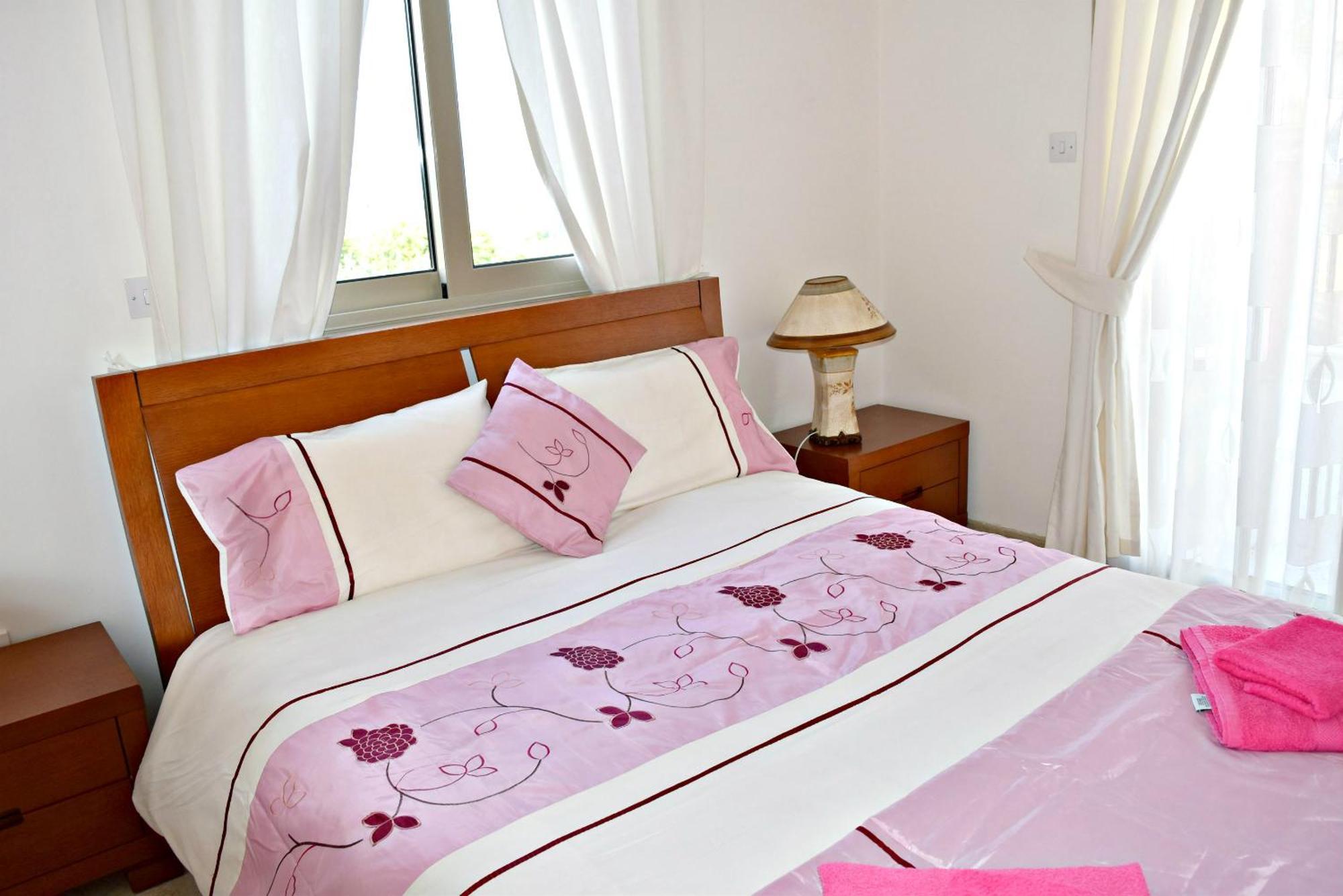 Saraliana Sandy - Heated Pool - Jacuzzi - Private Area *