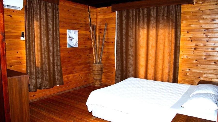 Guest house Zambak Village & Restaurant Superb Seafront Location ! *