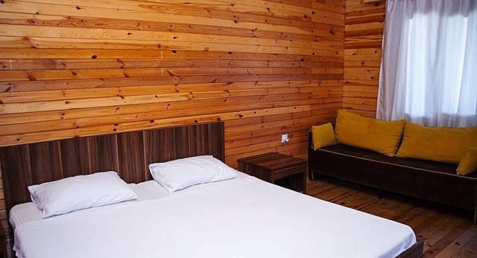 Zambak Village & Restaurant Superb Seafront Location ! Guest house
