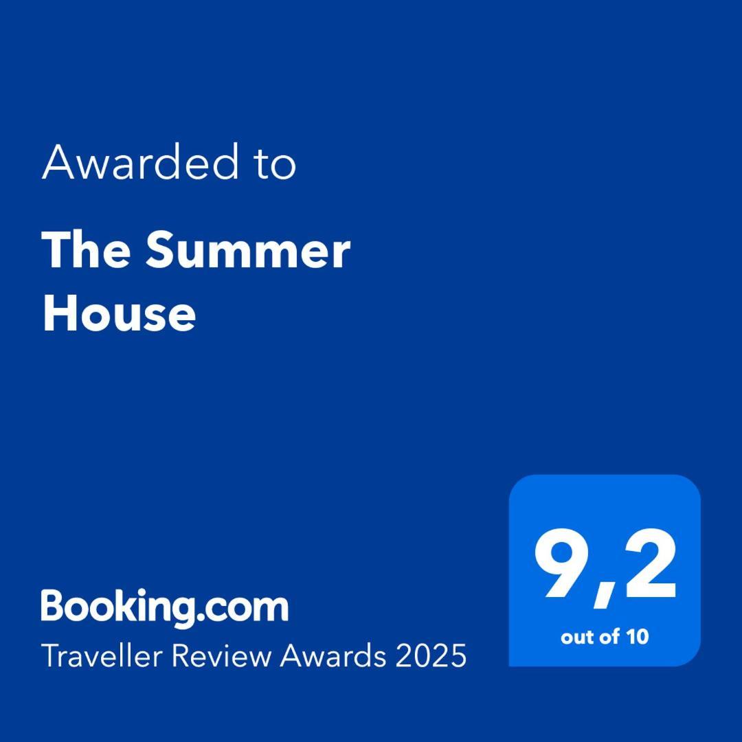 The Summer House * Polis
