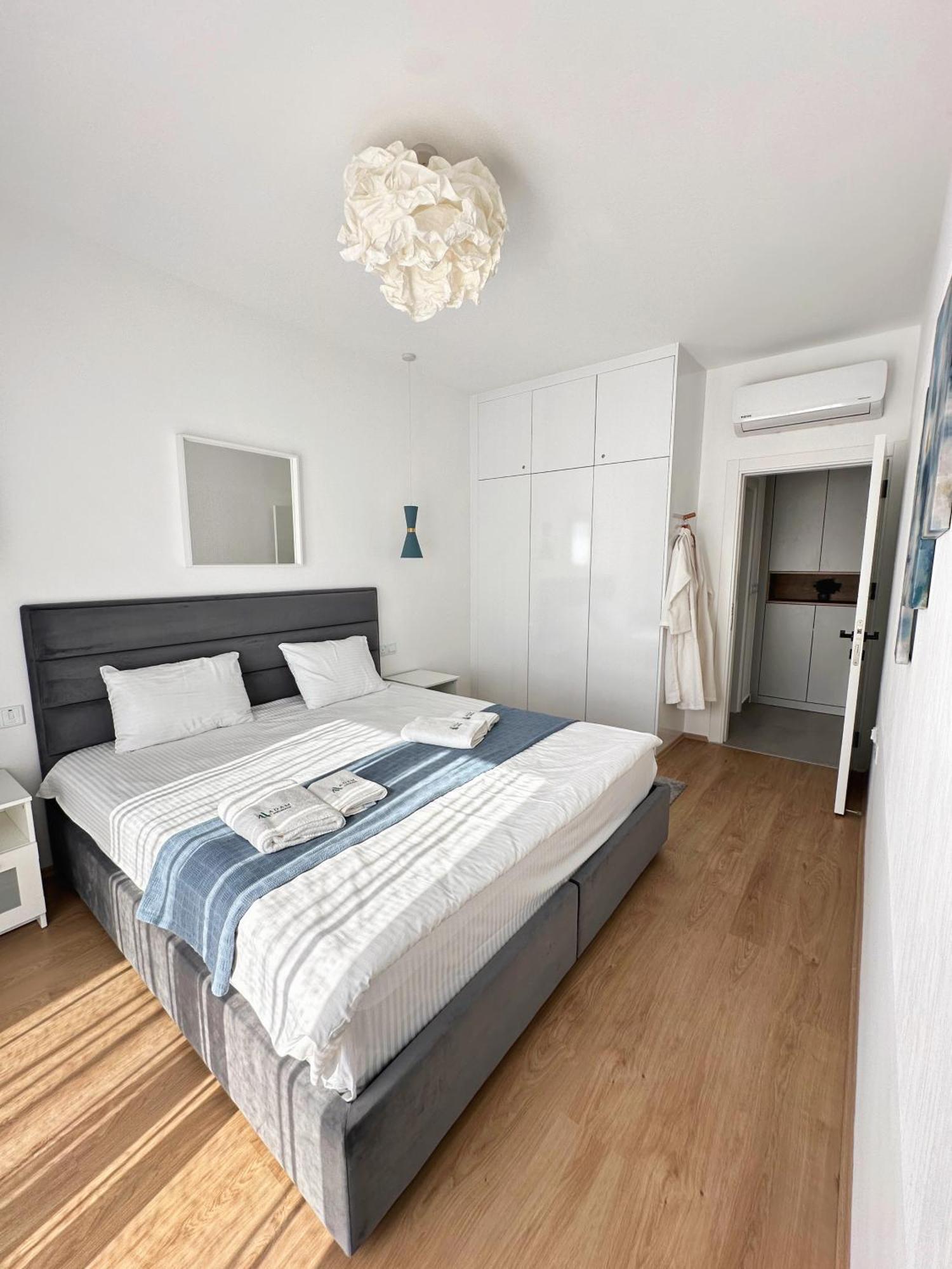 With Sea View In Cyprus Apartment