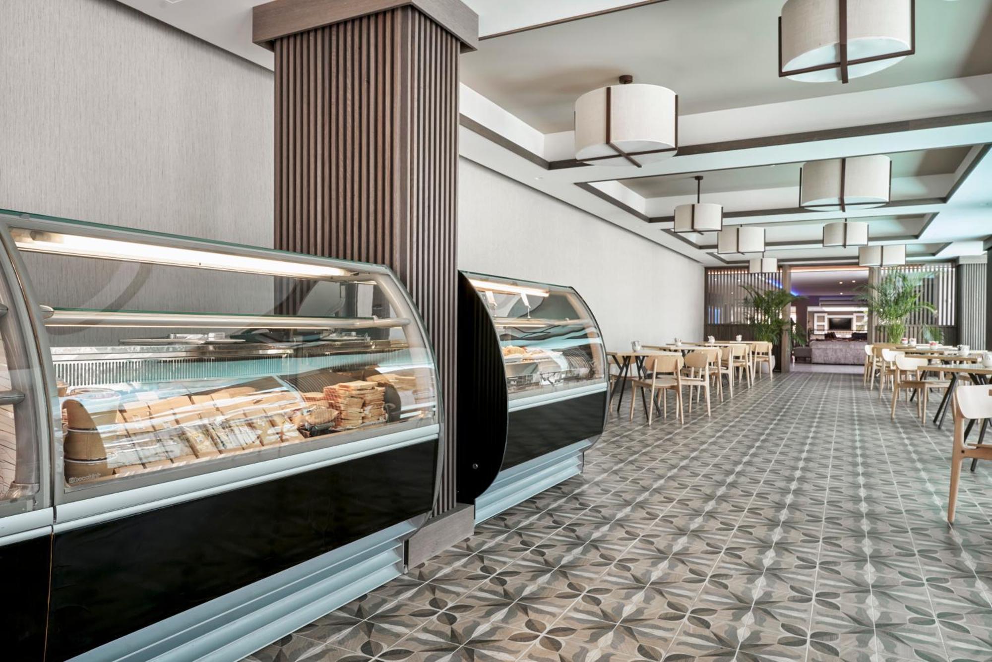 Atlantica Oasis Hotel Limassol
