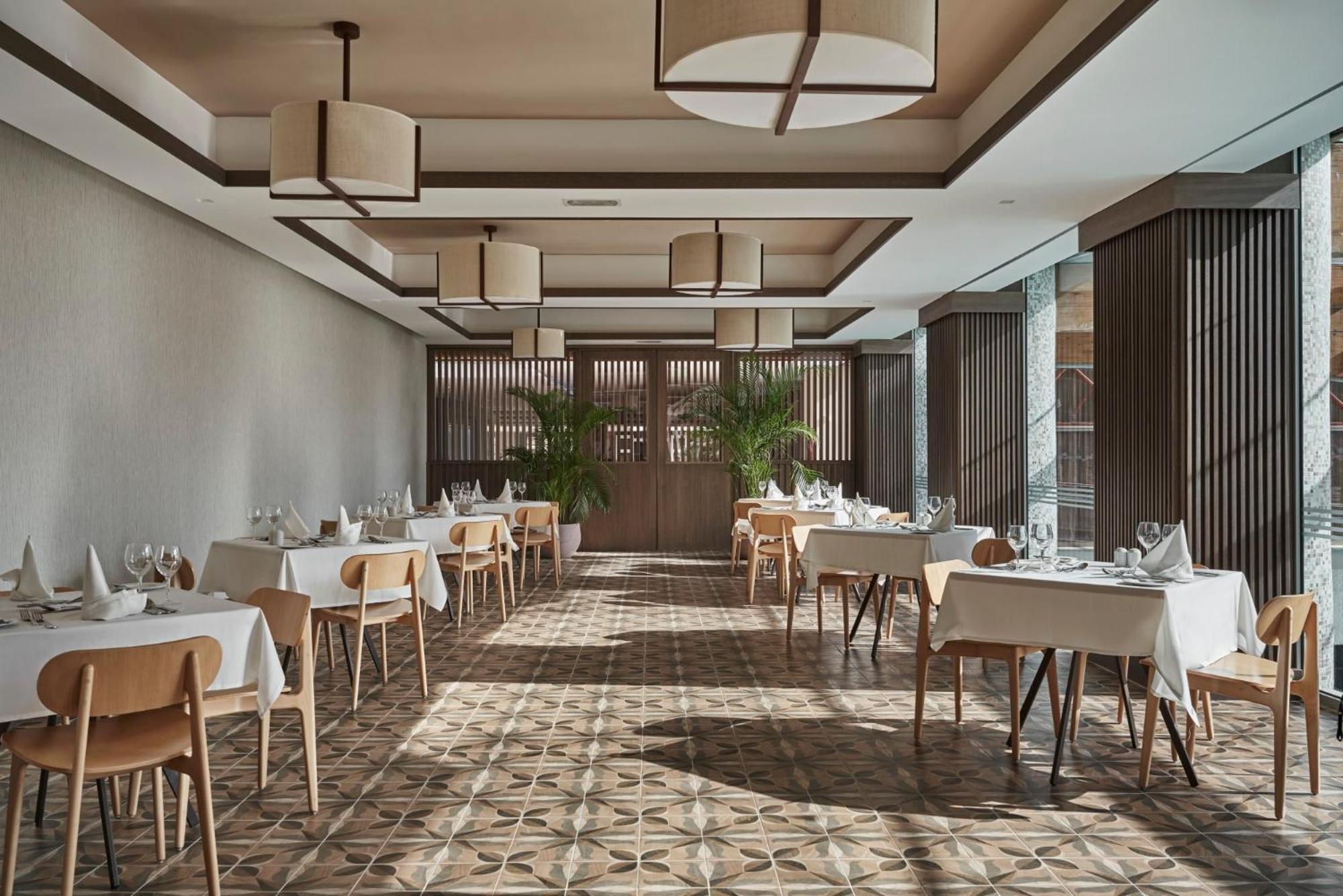 Atlantica Oasis 4* Limassol