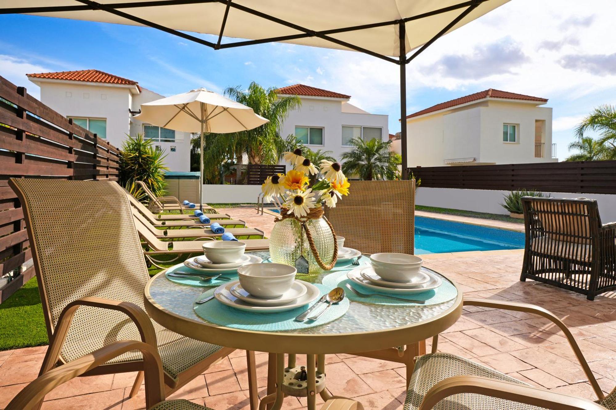 Villa Summer *
