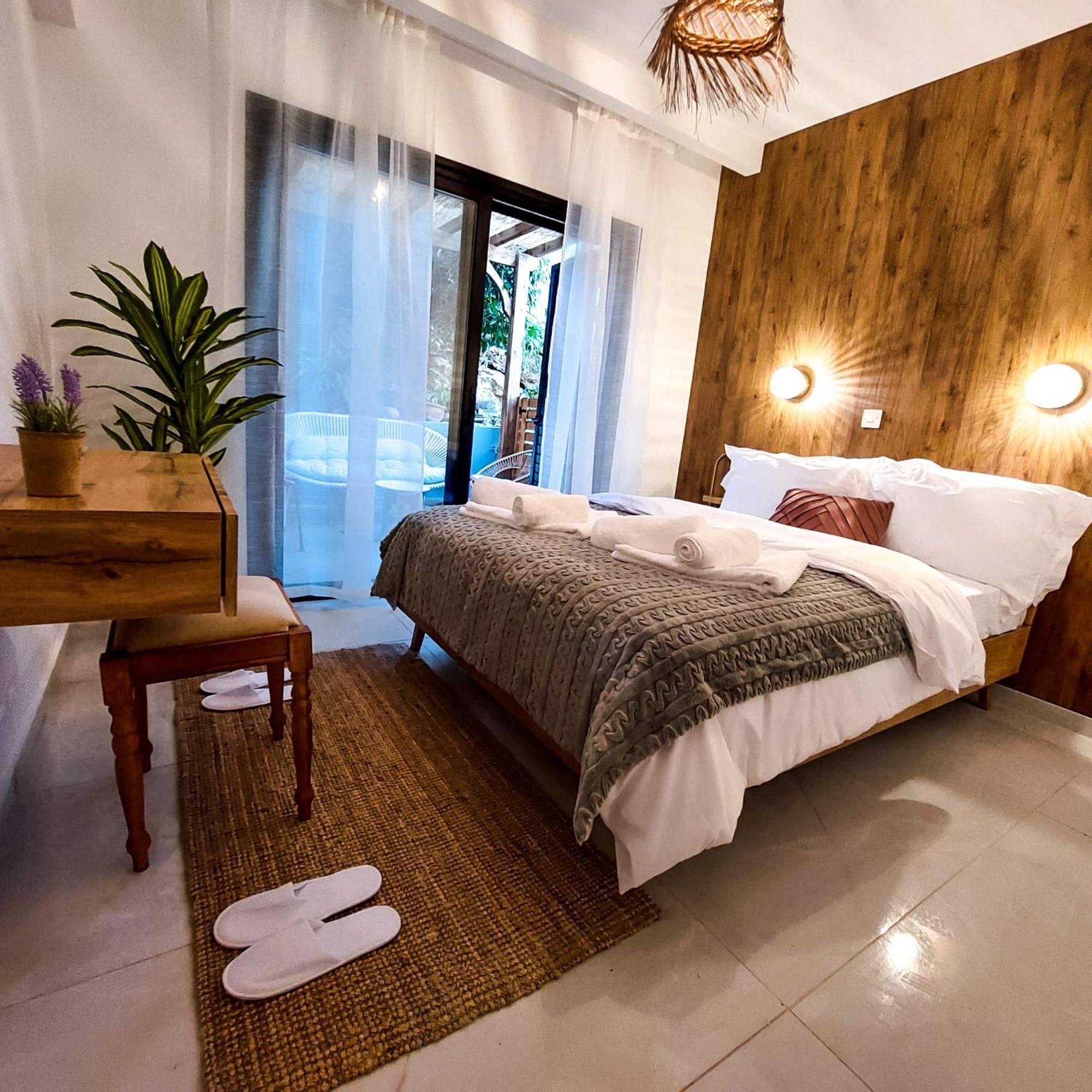 Seaview Luxury Chloraka Paphos, Pool, Smart Tv 65 Inch Apartment