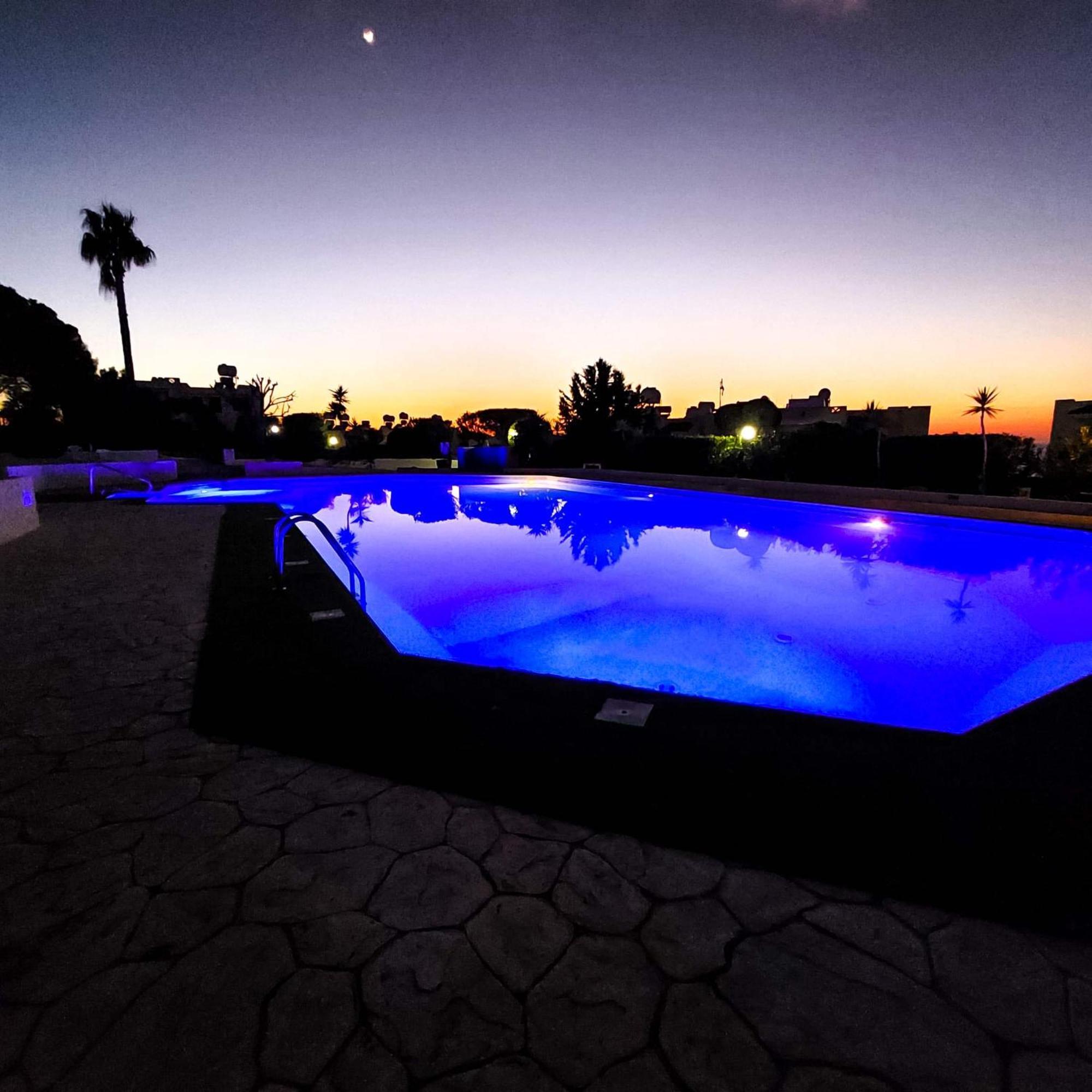 Seaview Luxury Chloraka Paphos, Pool, Smart Tv 65 Inch Apartment Klorakas