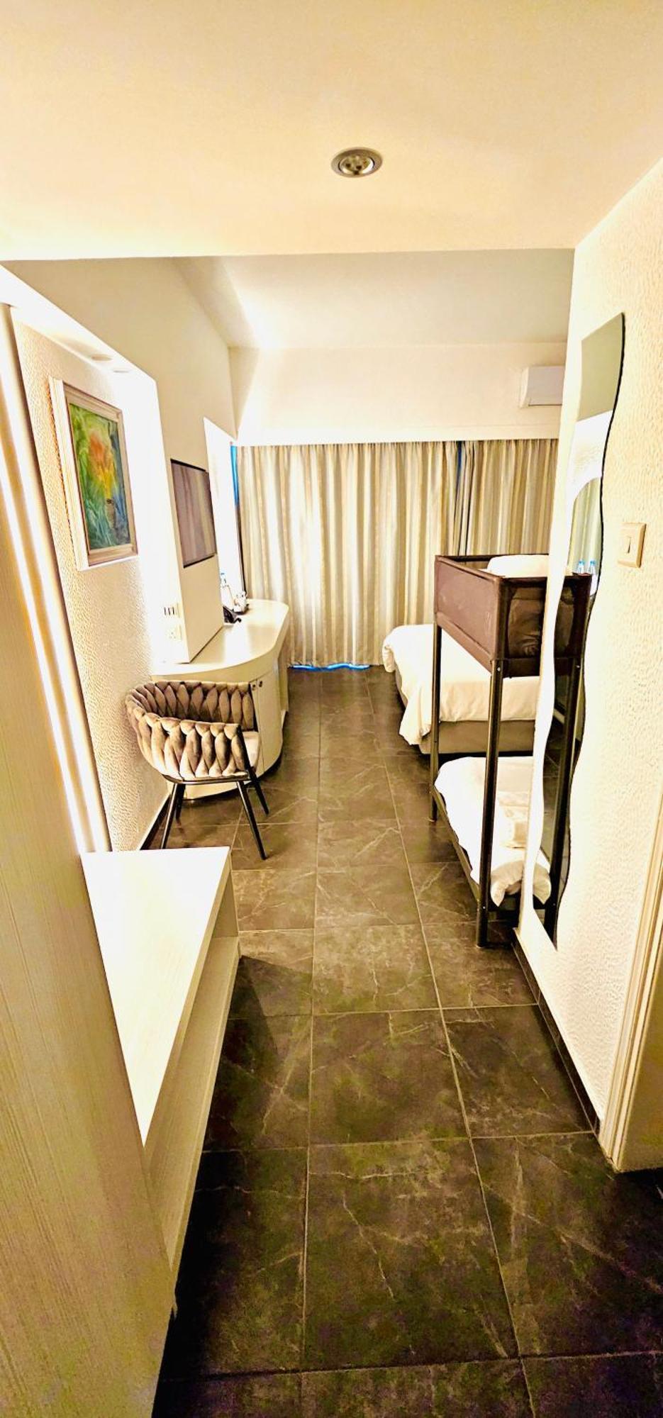 Hotel Sveltos 3*