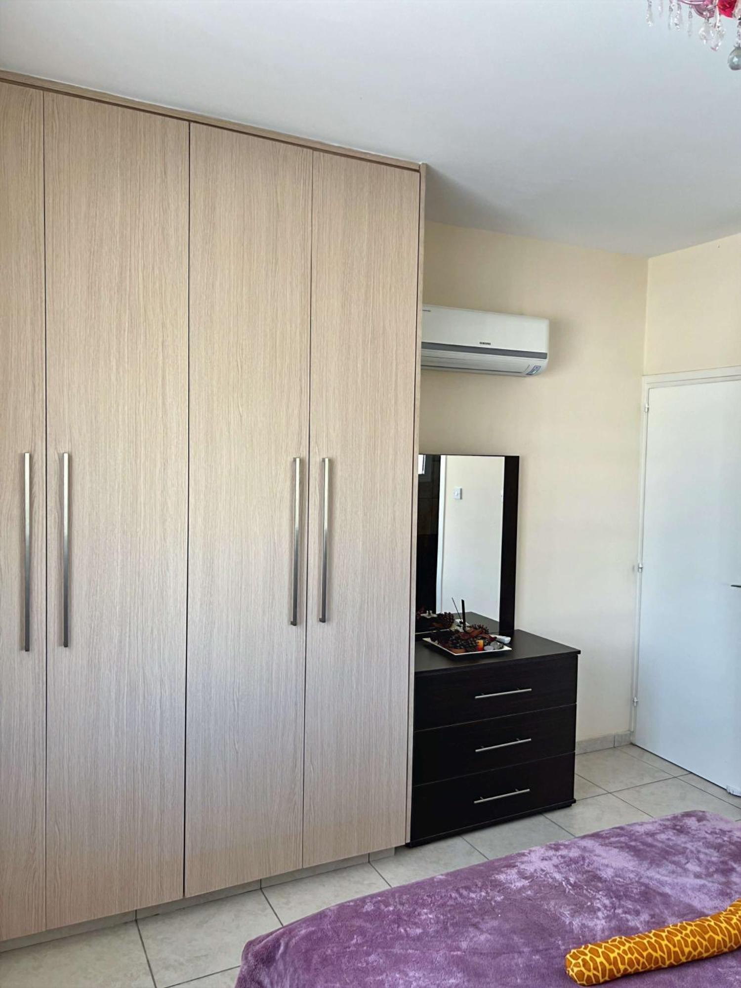 Apartment Spacious Sea View Klorakas