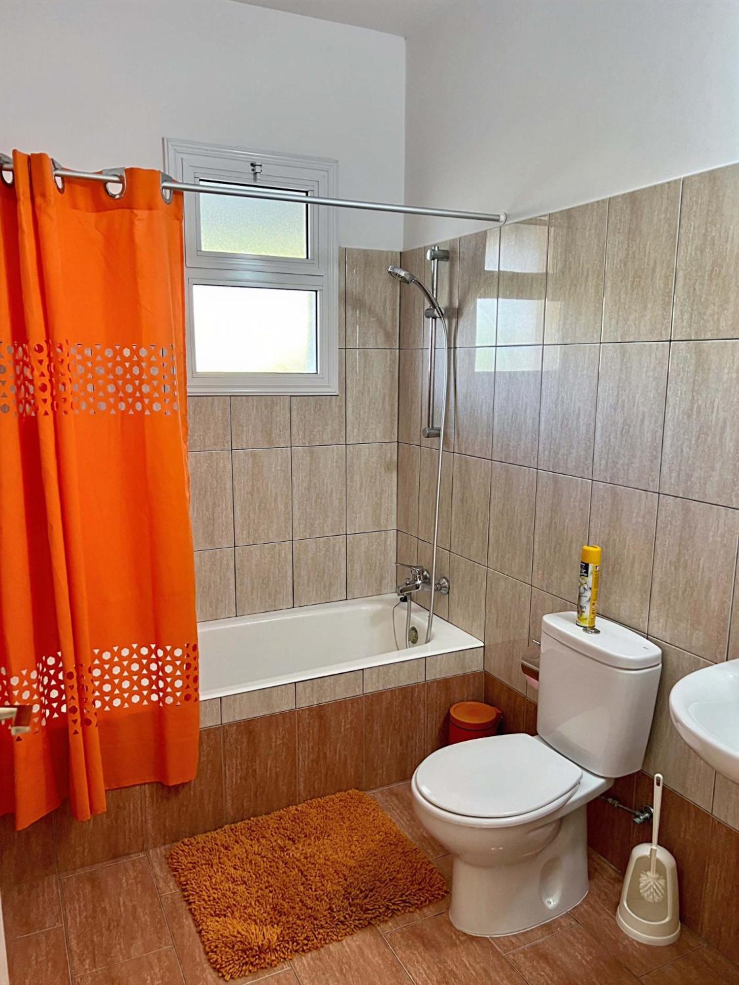 Spacious Sea View * Klorakas