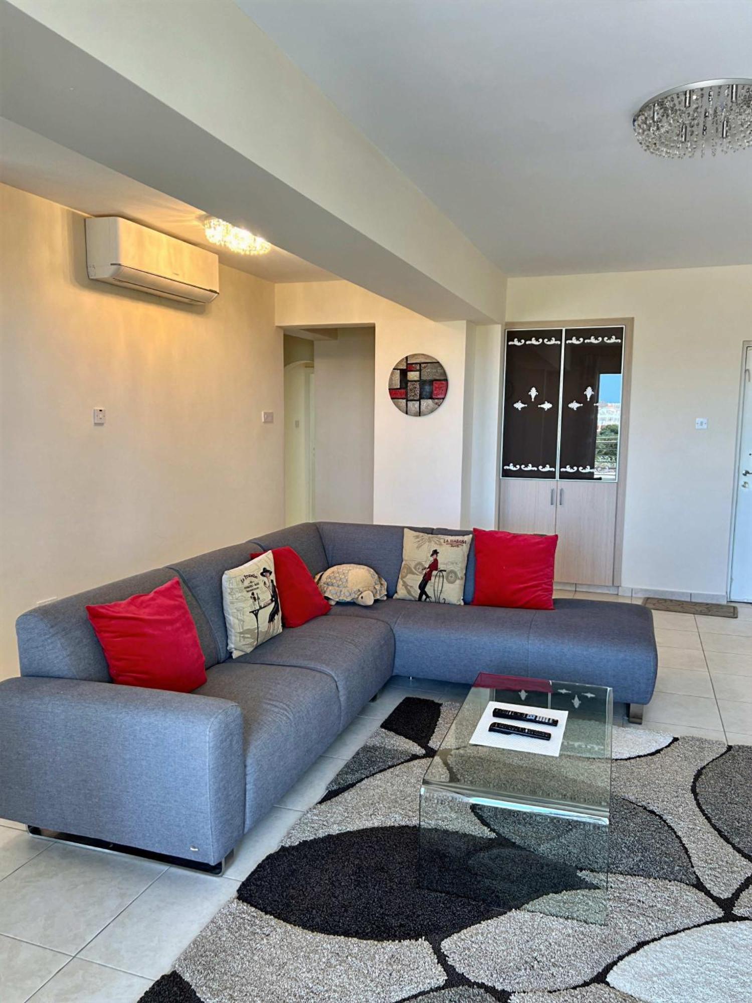 Apartment Spacious Sea View