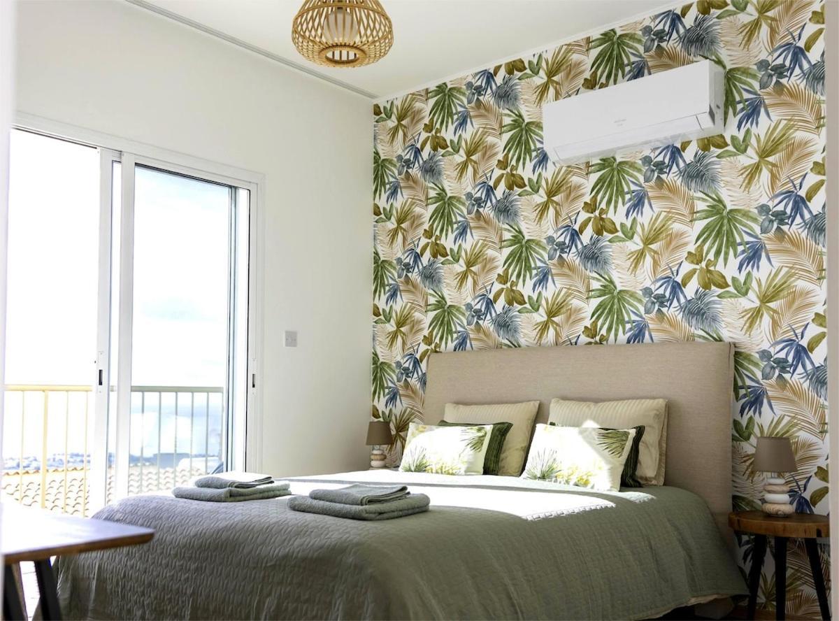 Oasis Penthouse Apartment Peyia