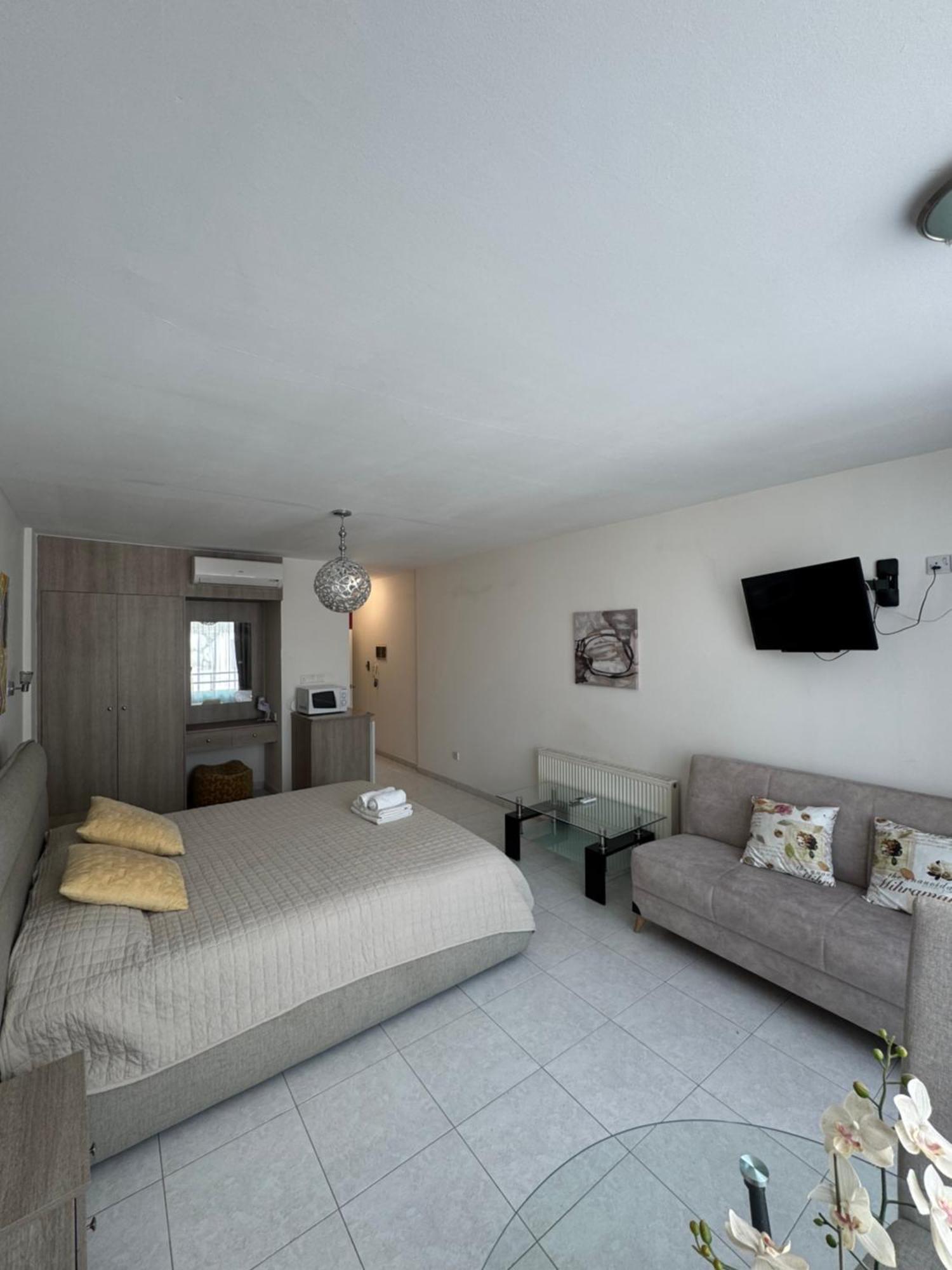 Aparthotel Marianna Limasol