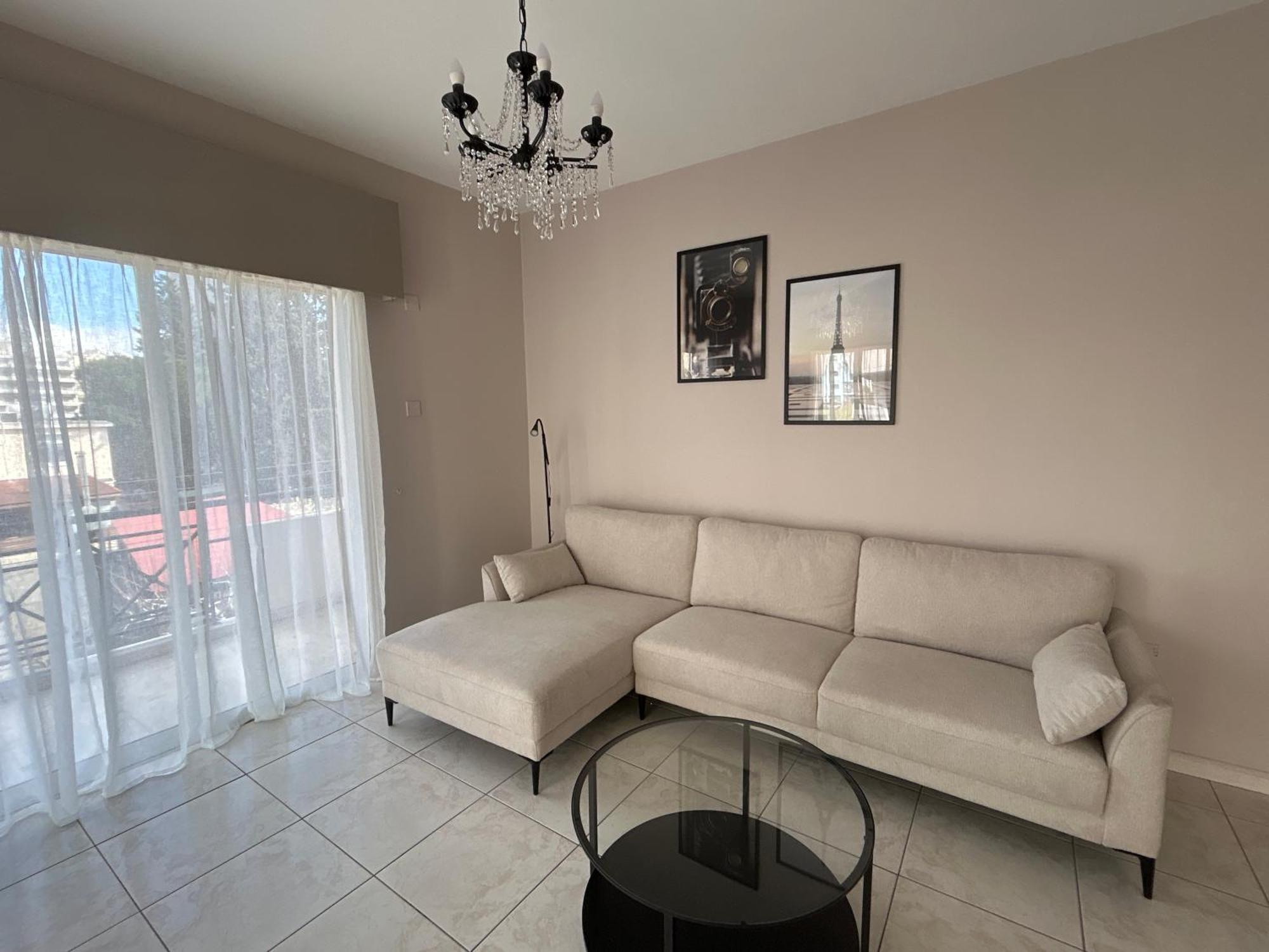 Apartment's *