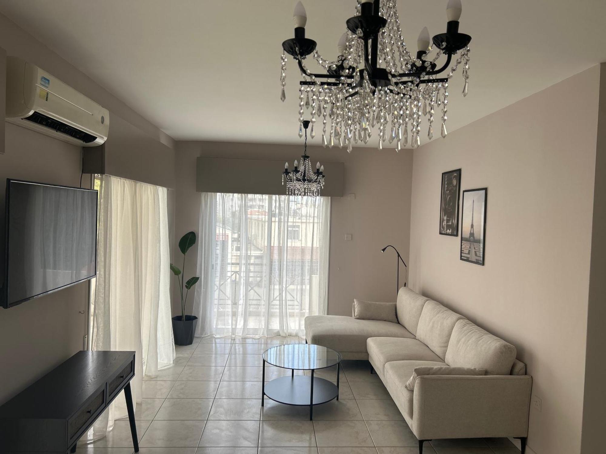 Apartment Apartment's *