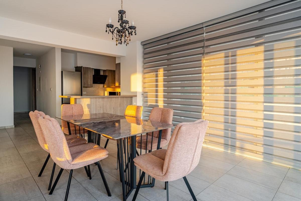 Apartment Penthouse With Outdoor Hottub Limassol