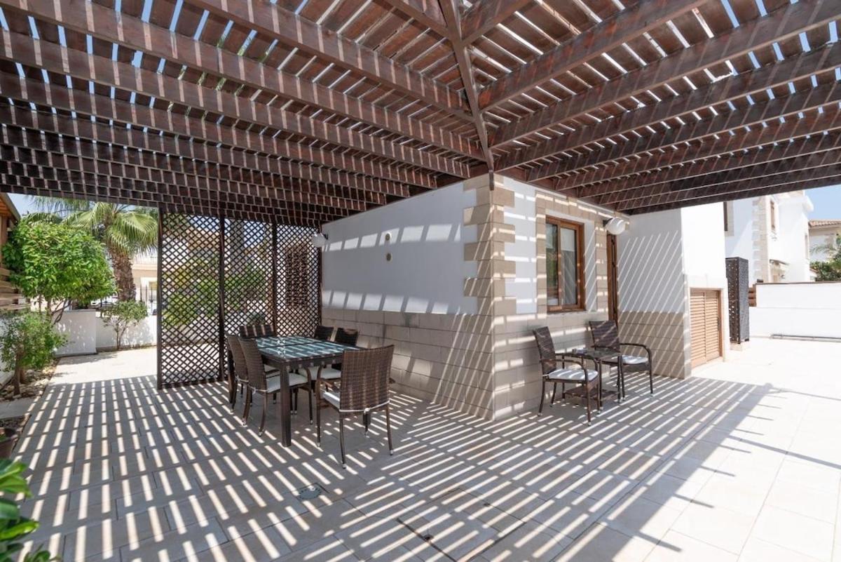 Malama 28 Ekaterina Villa Paralimni