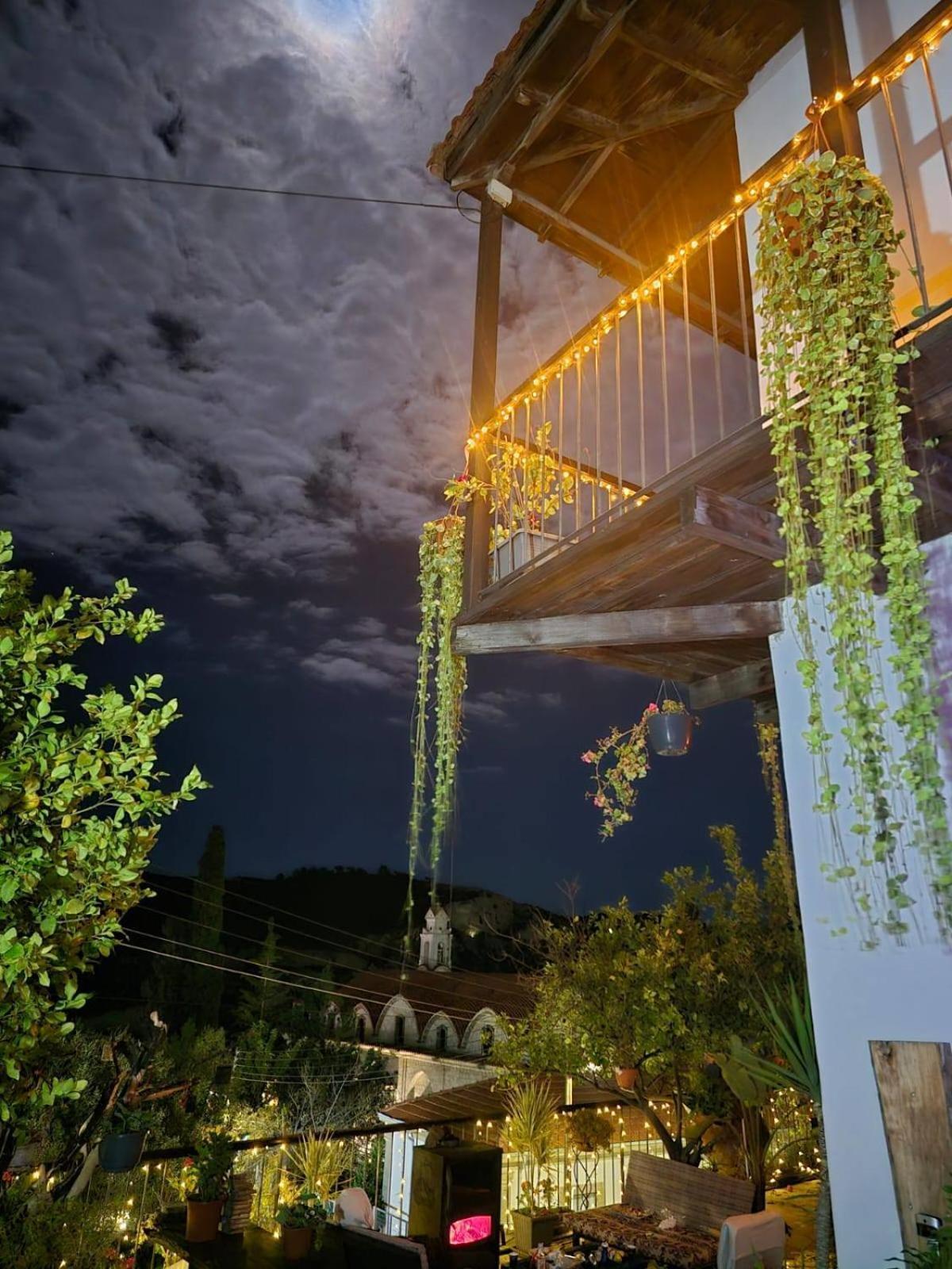 Apartment View Traditional