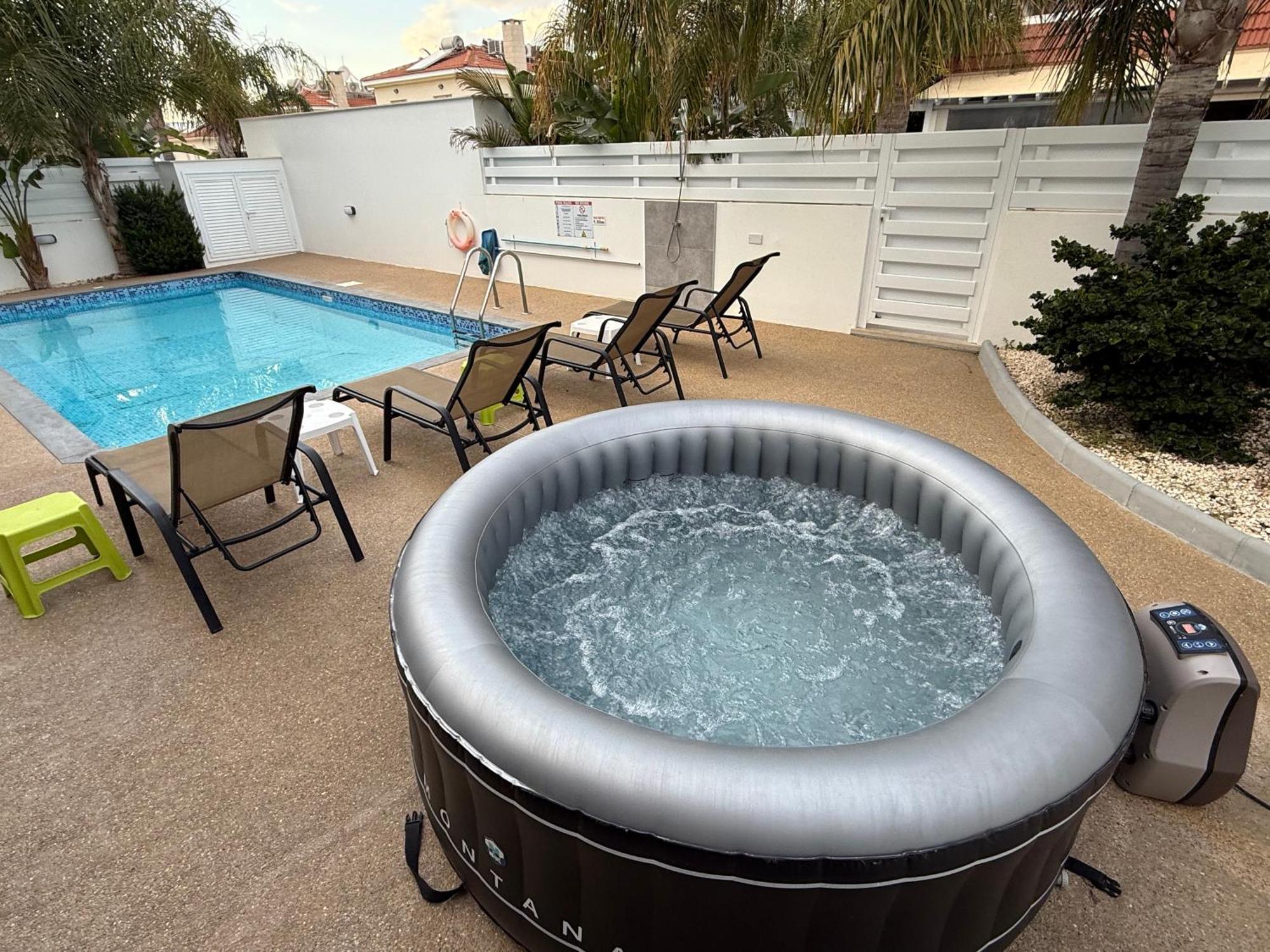 Mario - 2min Walk From Kapparis Paralimni