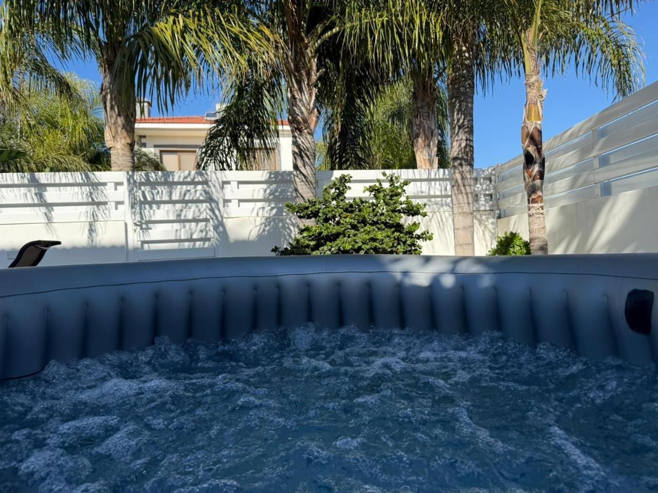 Holiday home Mario - 2min Walk From Kapparis *