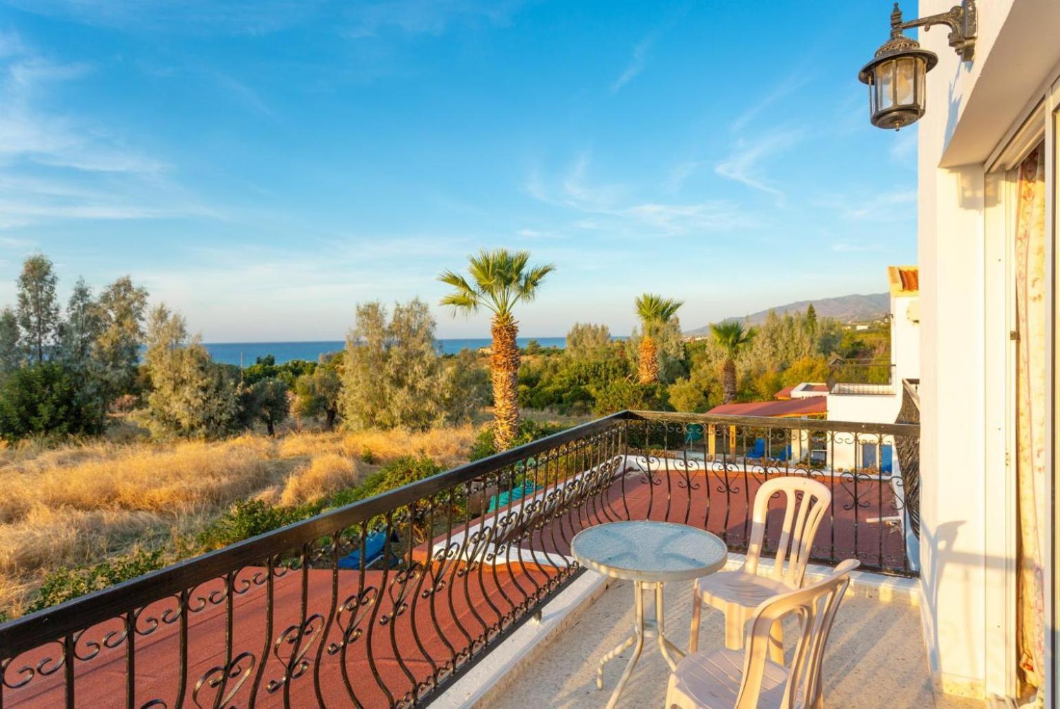 Villa Christos