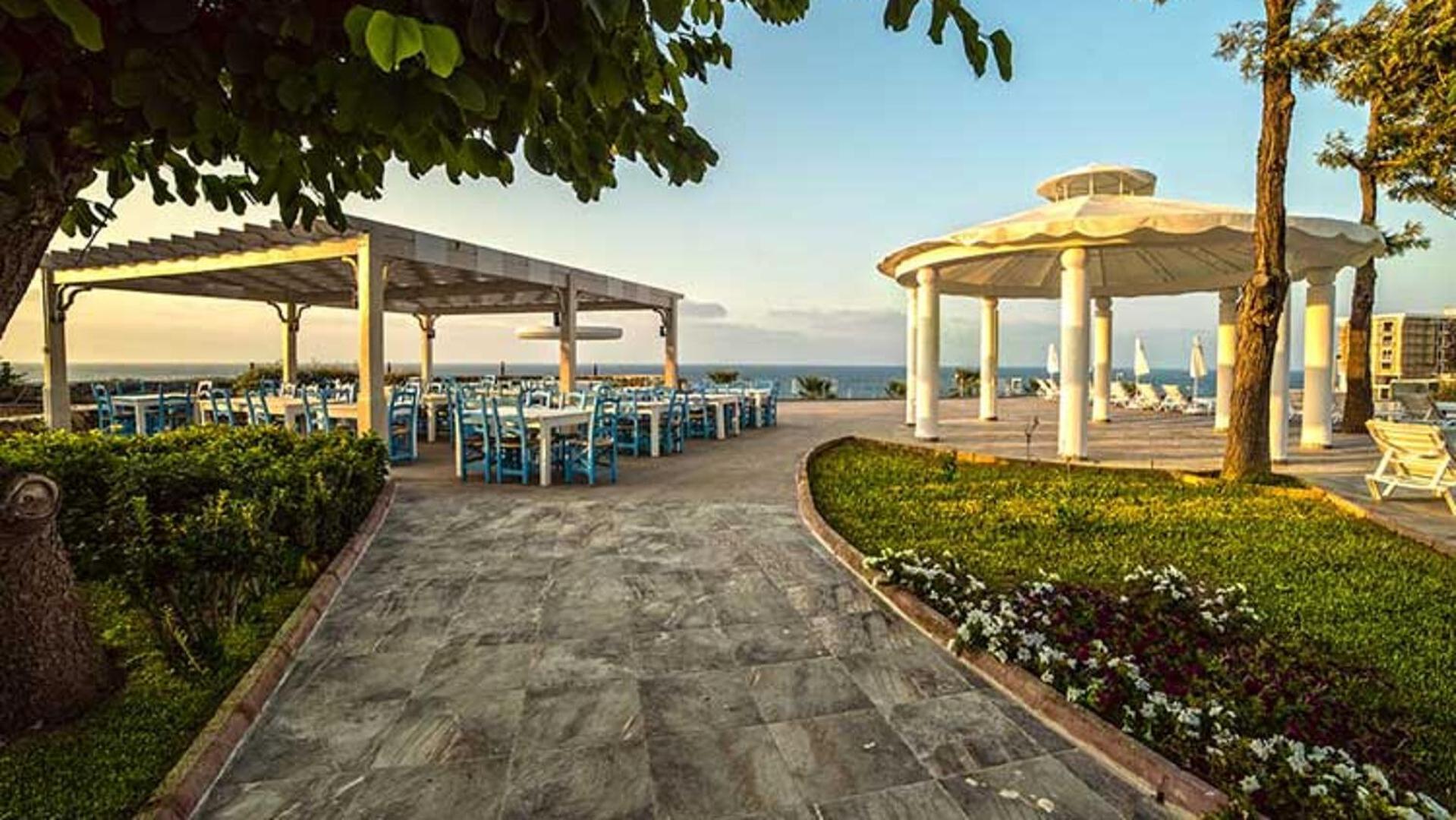 Hotel Kyrenia Scenes 4*