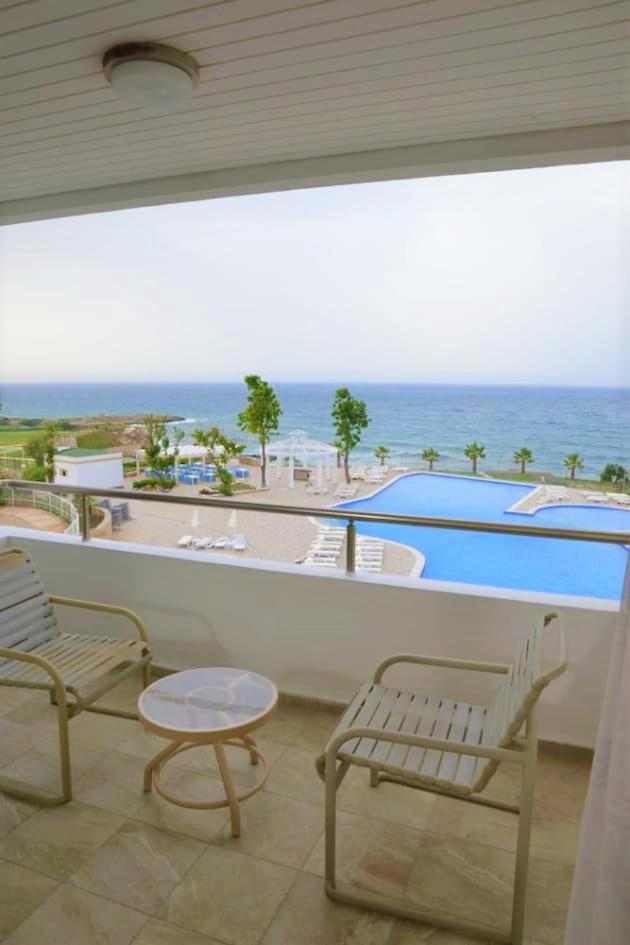 Kyrenia Scenes Hotel Girne