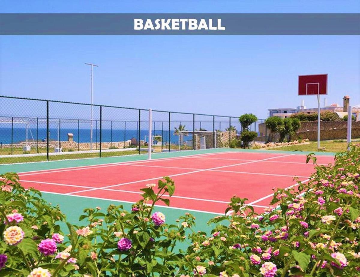 Kyrenia Scenes Hotel 4*