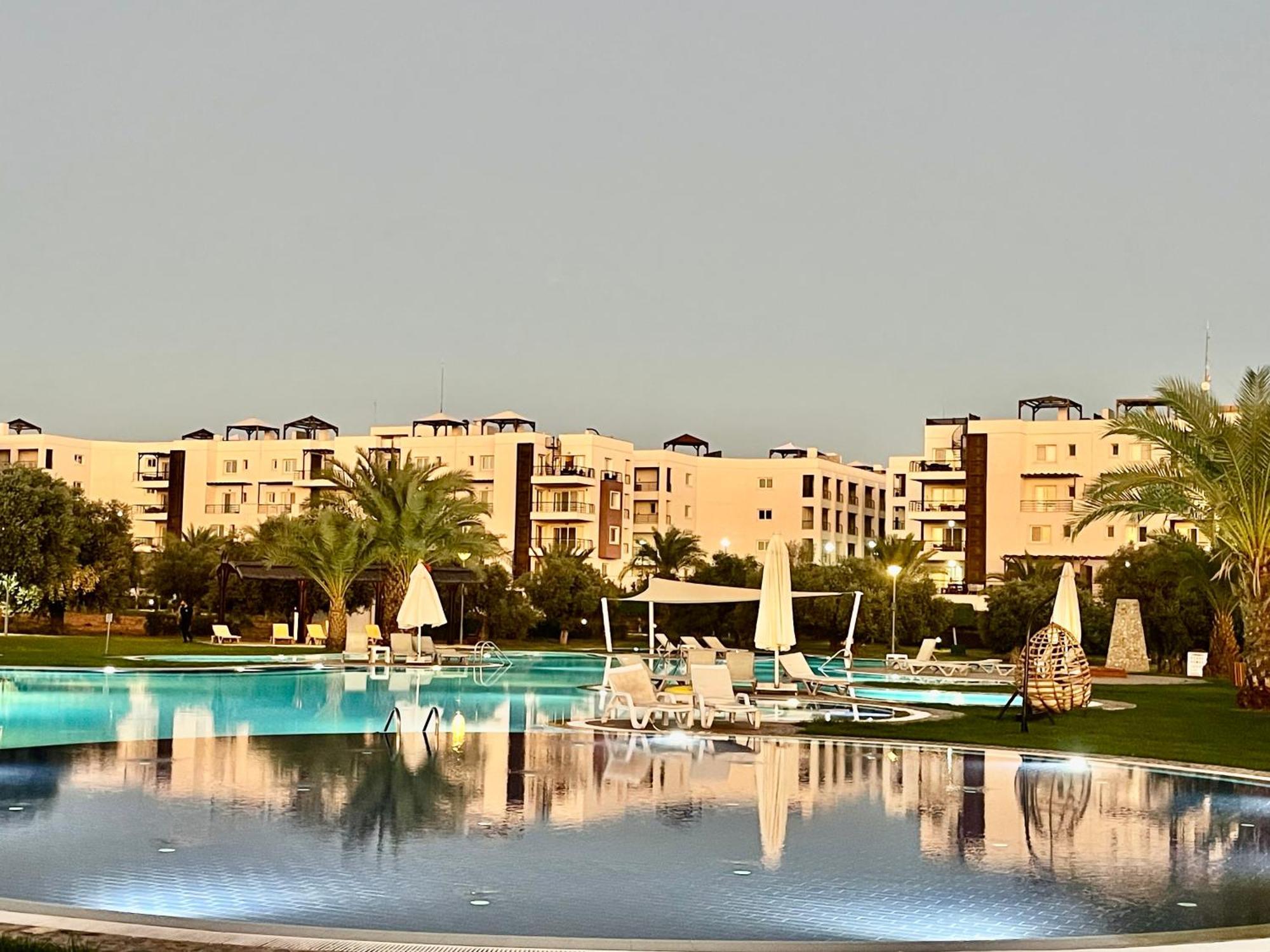 Apartment Relaxing Penthouse Suites By The Sea *