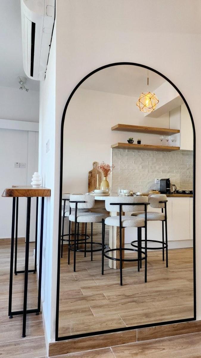 Beachfrontsunset Apartment