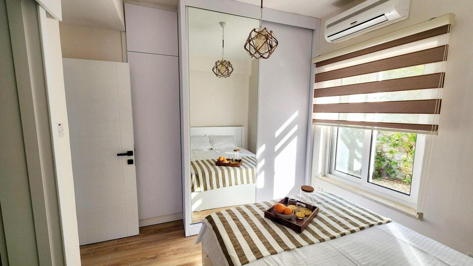 Beachfrontsunset Apartment Kalogrea