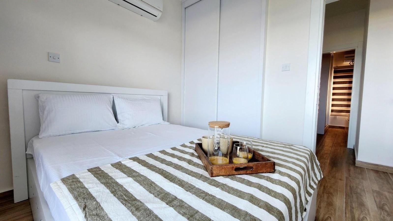 Beachfrontsunset Apartment Kalogrea