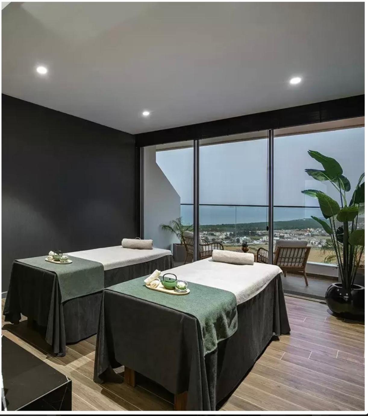Grand Sapphire Holliday Apartment *