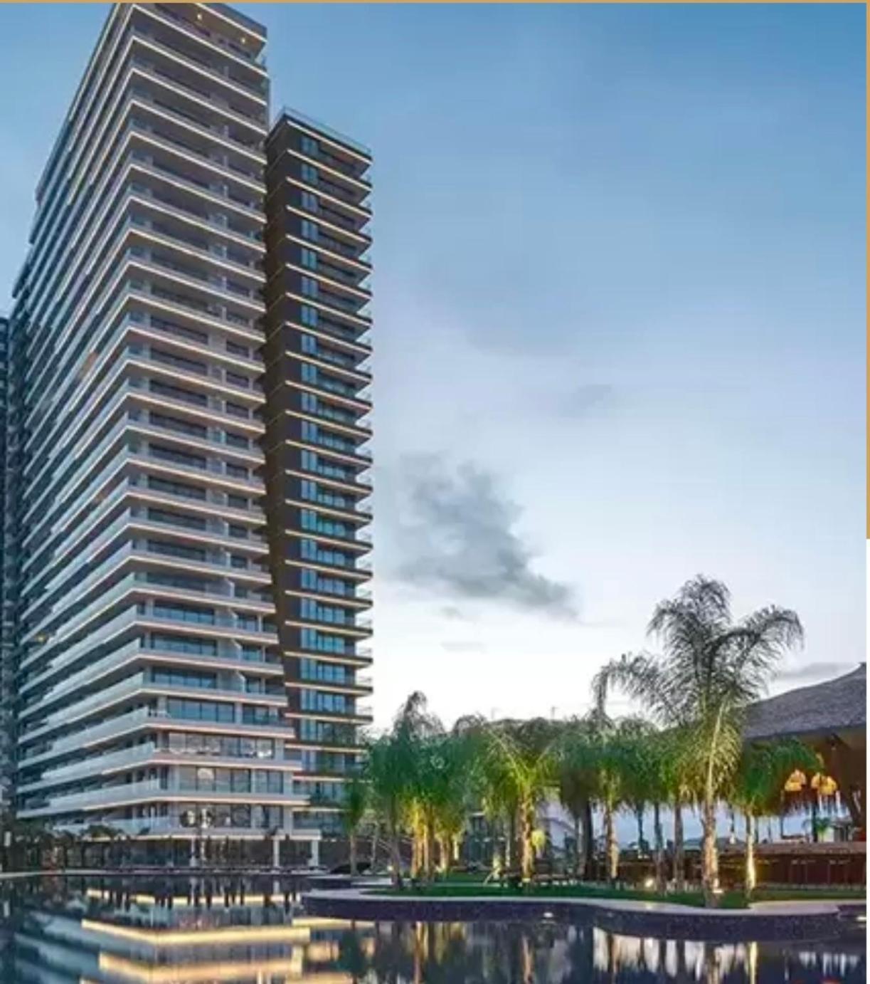Grand Sapphire Holliday Apartment Trikomo