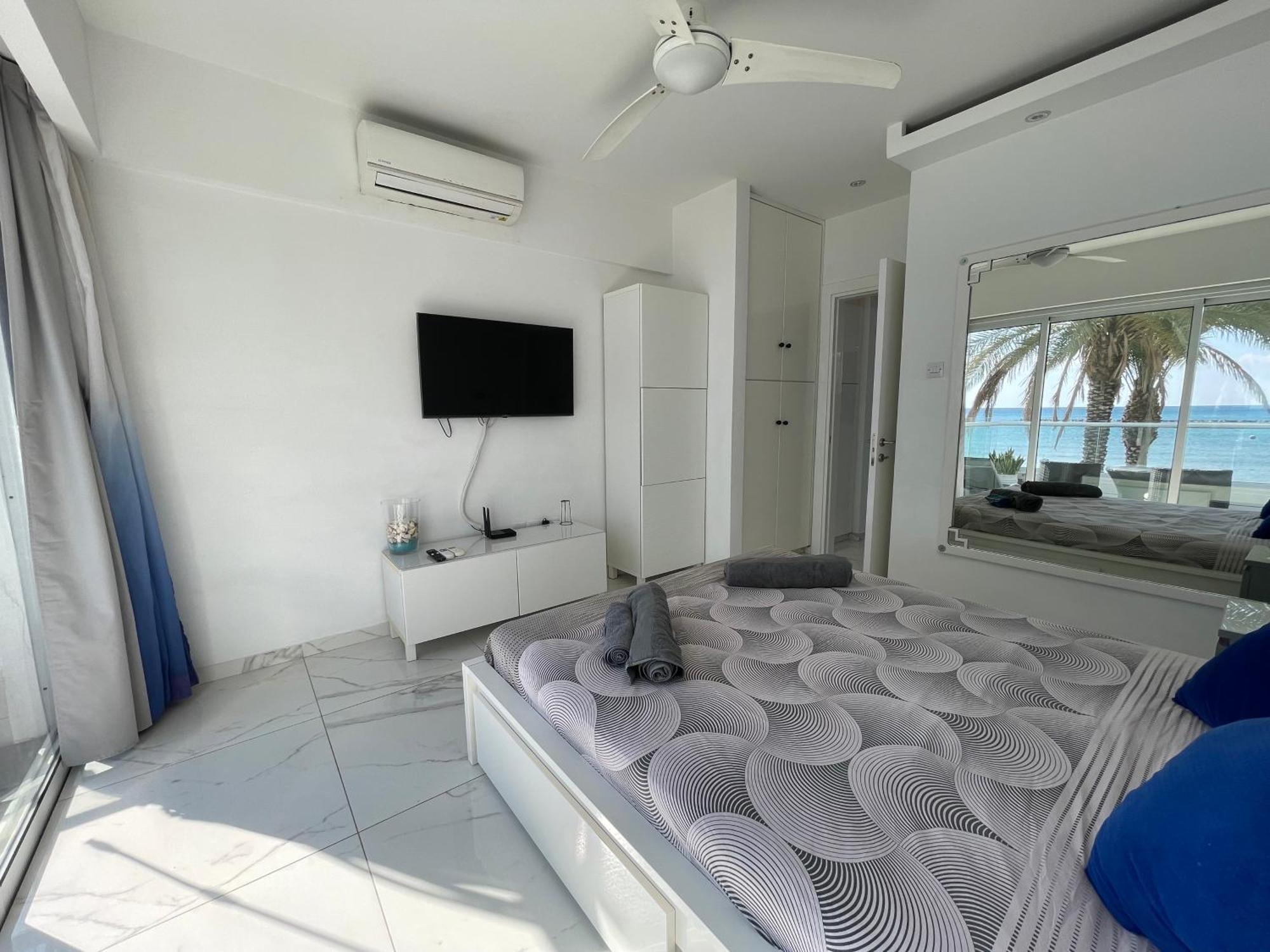 Nautica Luxe Beachfront