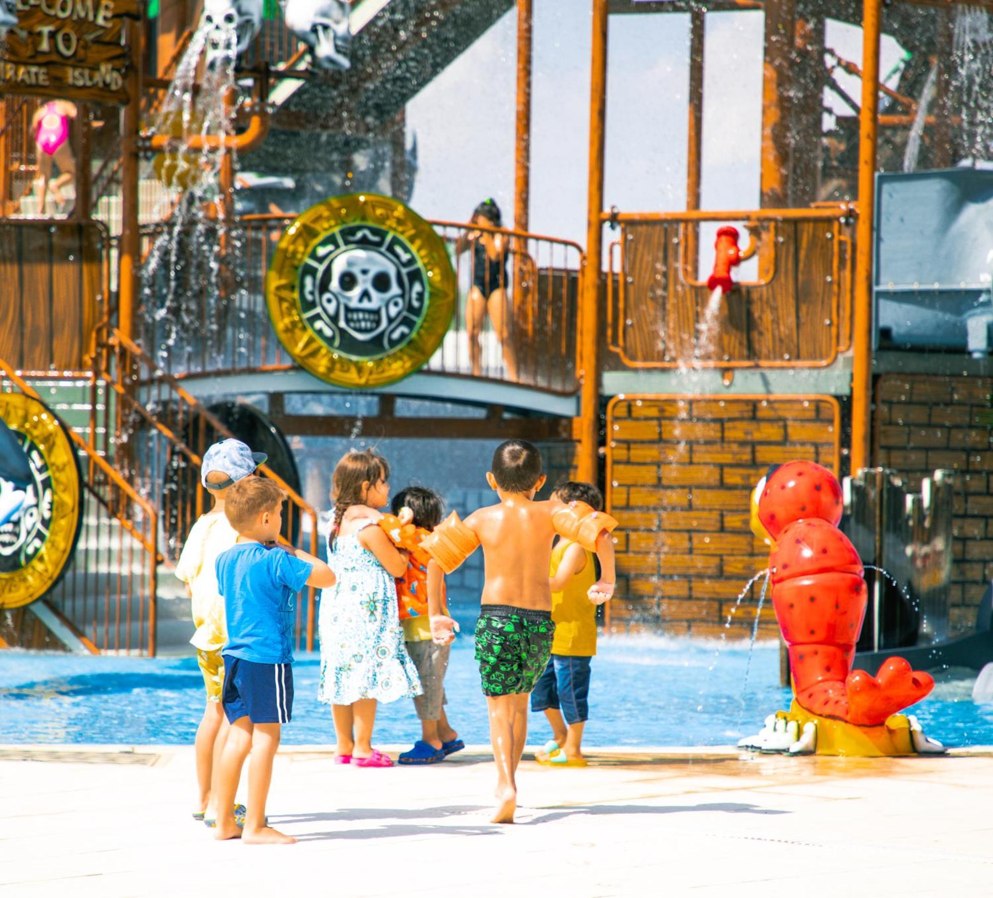 Apartment Terra In Caesar Blue Resort, Fixed Lunch 3pm, Gym, Heated Pool, Sauna, Kids Club *
