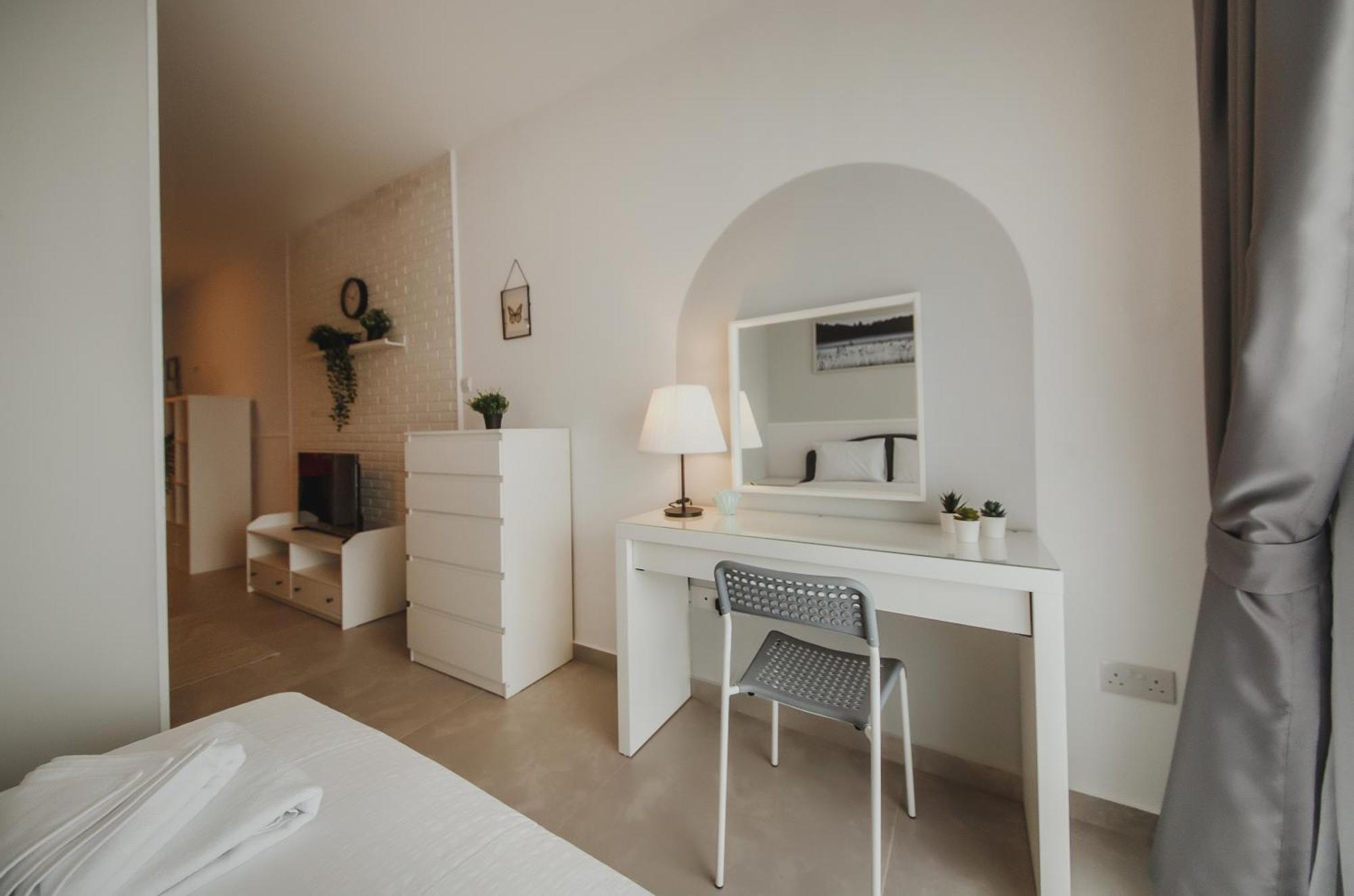 Terra In Caesar Blue Resort, Fixed Lunch 3pm, Gym, Heated Pool, Sauna, Kids Club *