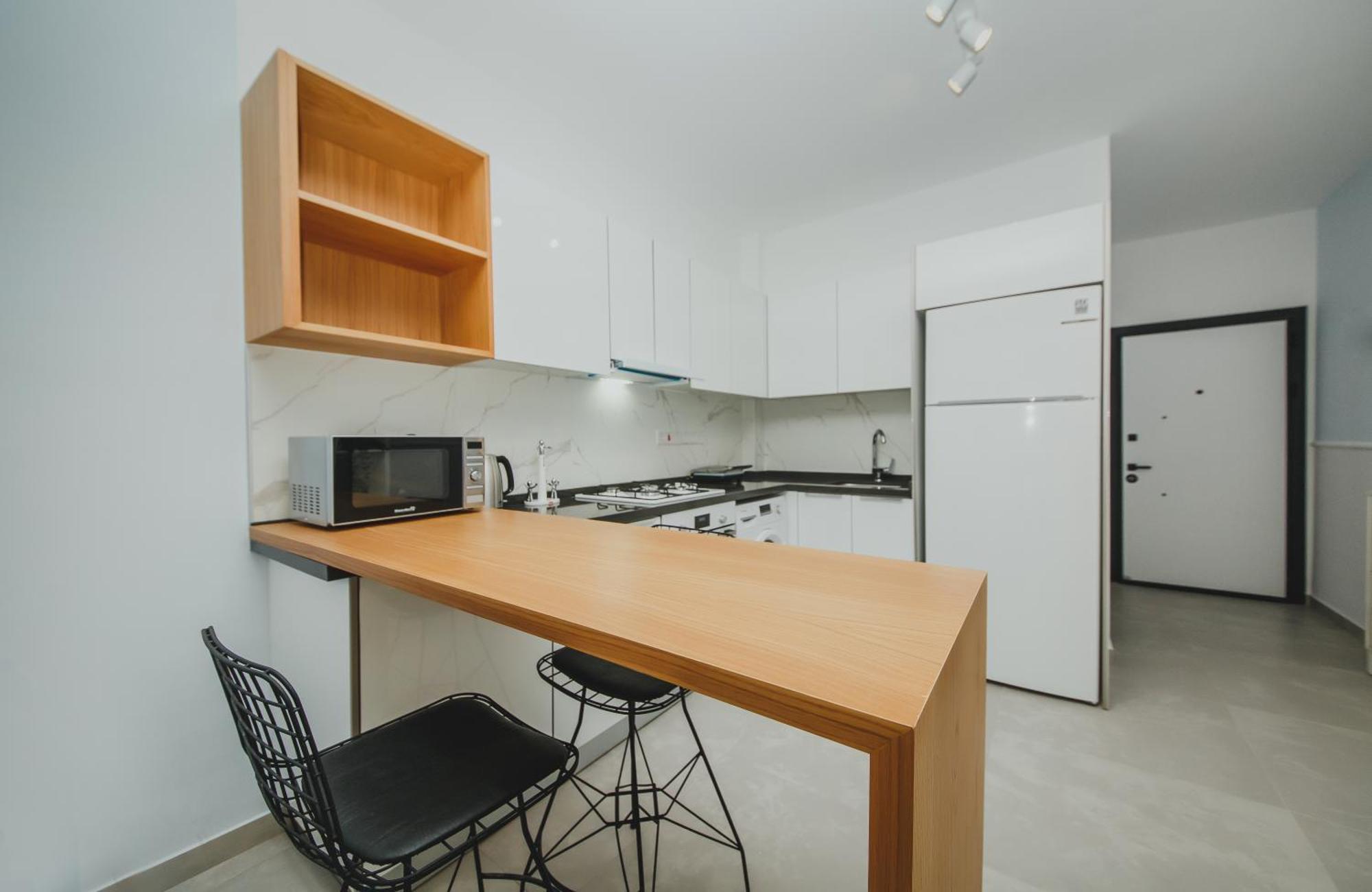 Terra In Caesar Blue Resort, Fixed Lunch 3pm, Gym, Heated Pool, Sauna, Kids Club Apartment