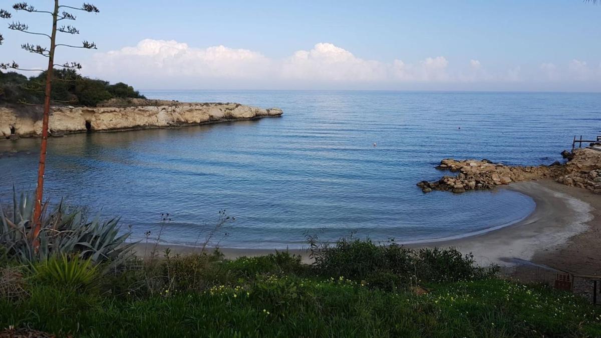 2 Bedroom Apartment, Pools, 800m To Beach, Kyklades Apartment *