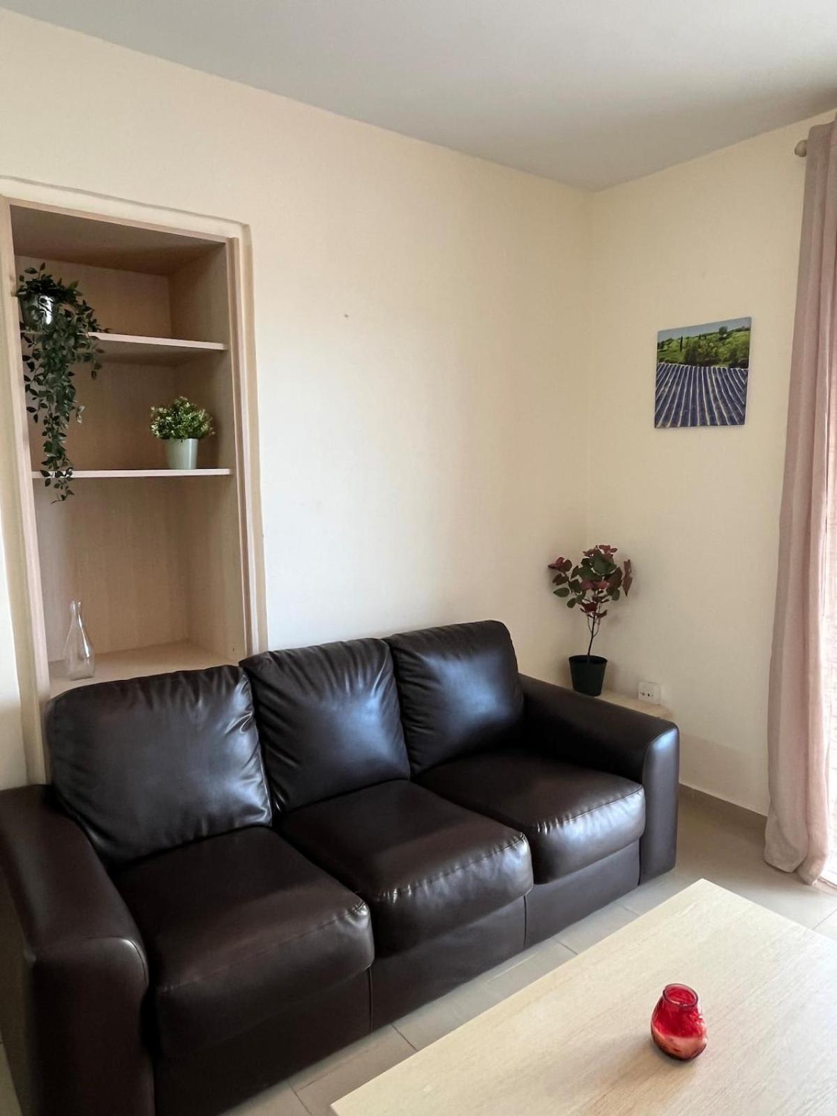 2 Bedroom Apartment, Pools, 800m To Beach, Kyklades *
