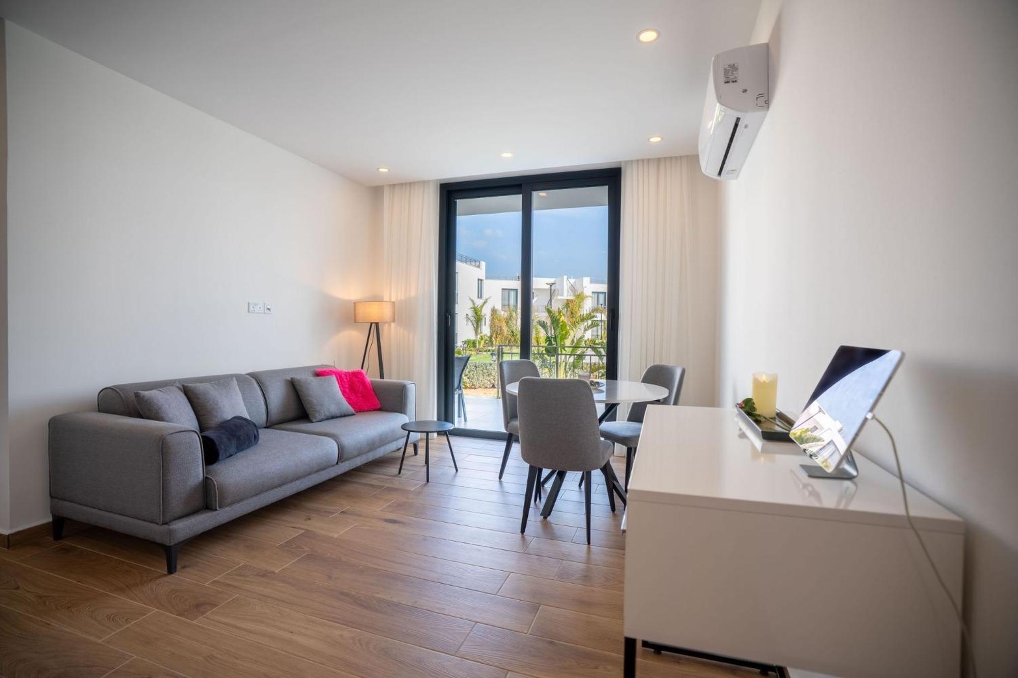 Apartment Charming One Bedroom In The
