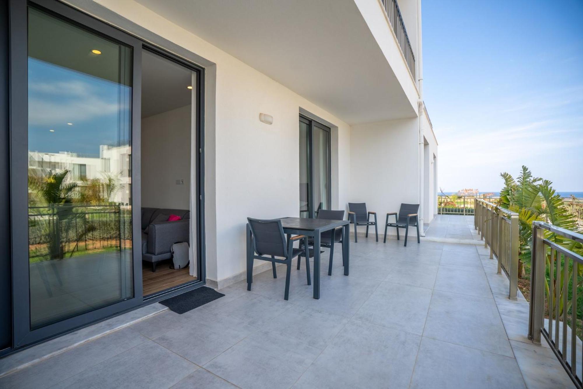 Charming One Bedroom In The *