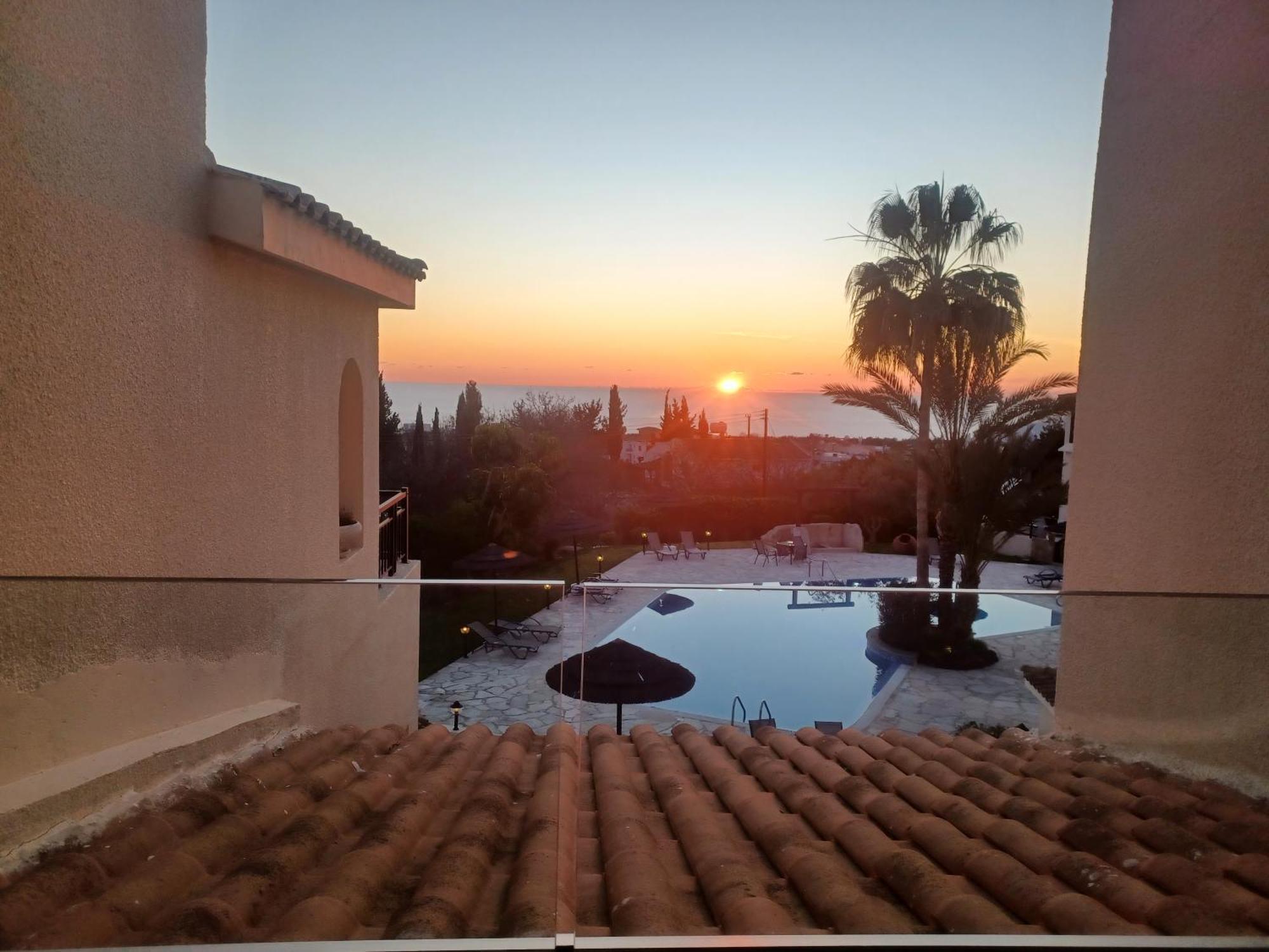 Apartment Sunset & Seaview At Avli *