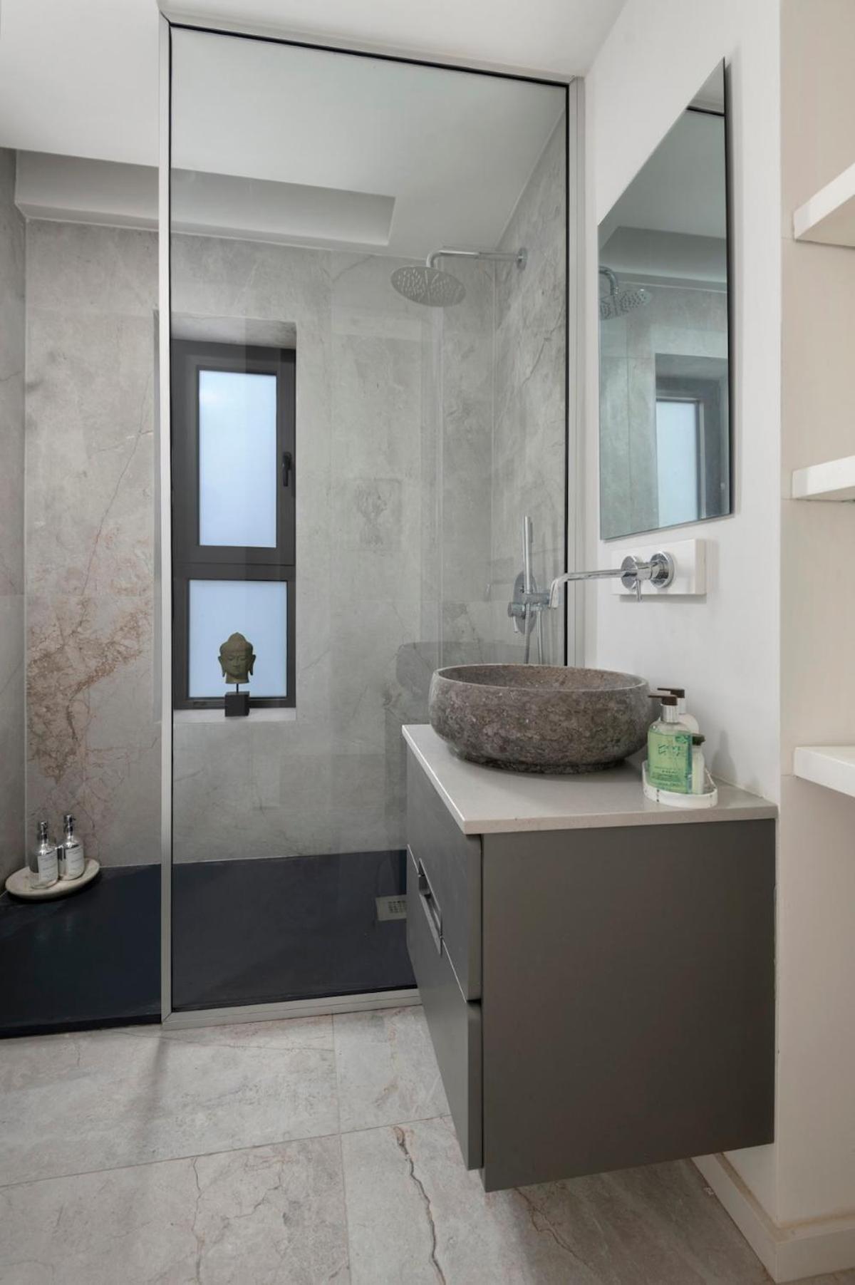 Luxury Beachfront Apartment Limassol